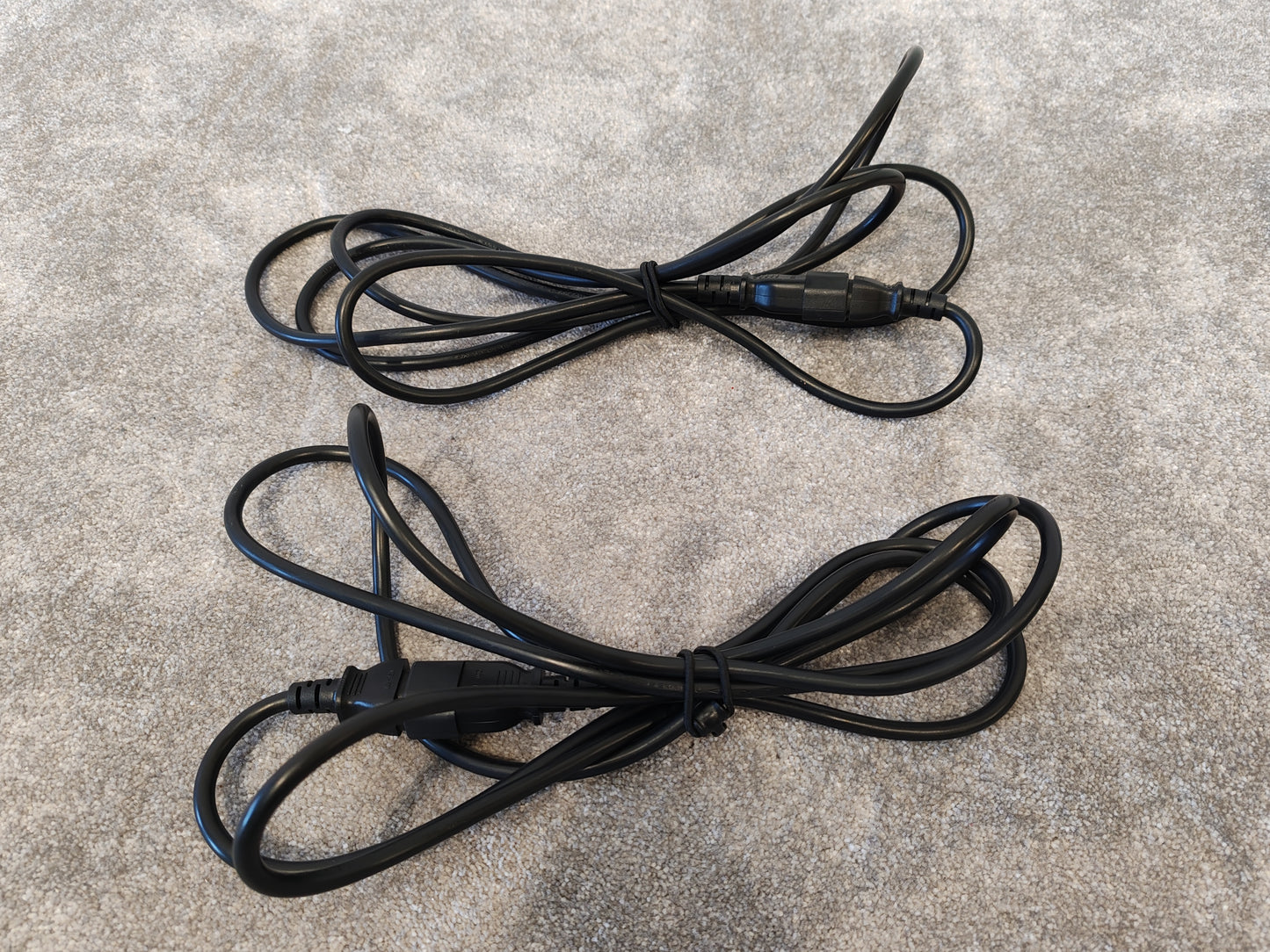 6x IEC C14 to IEC C13 Black Extension Leads 10A - Various Sizes (Kettle Cable)
