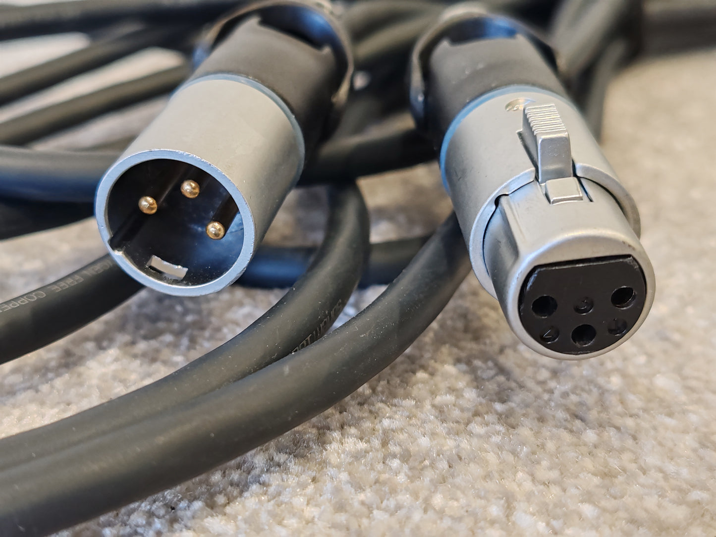 Planet Waves Hinged Swivel 7.5m (25feet) XLR Cable Male to Female