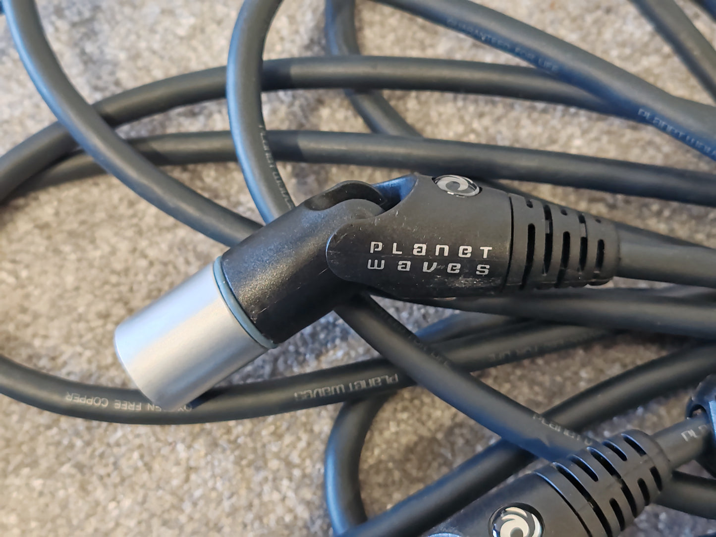 Planet Waves Hinged Swivel 7.5m (25feet) XLR Cable Male to Female