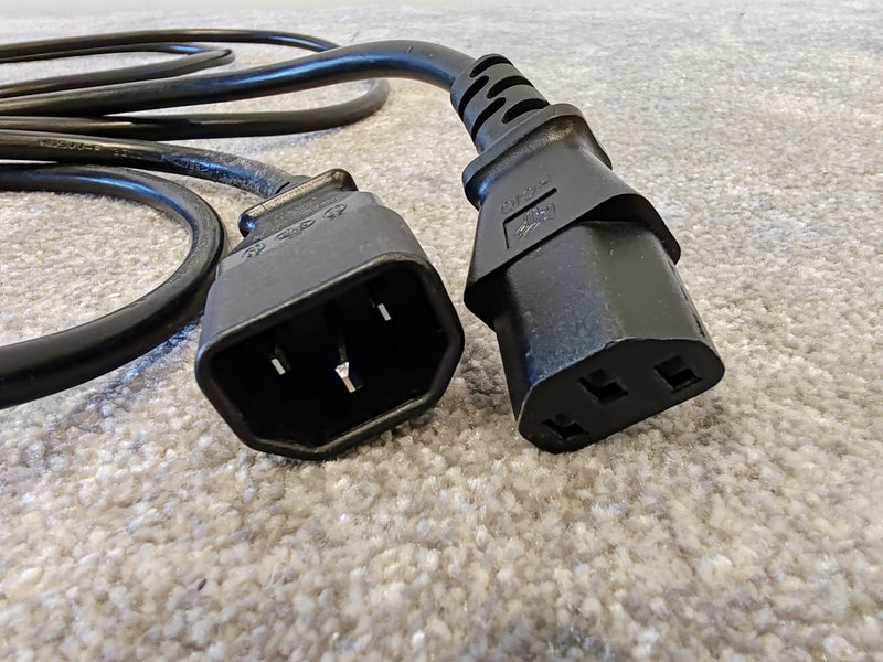 5M Iec C14 TO Iec C13 Black Extension Lead 10A (kettle Cable) - Heavy Duty Design - Excellent - image 1