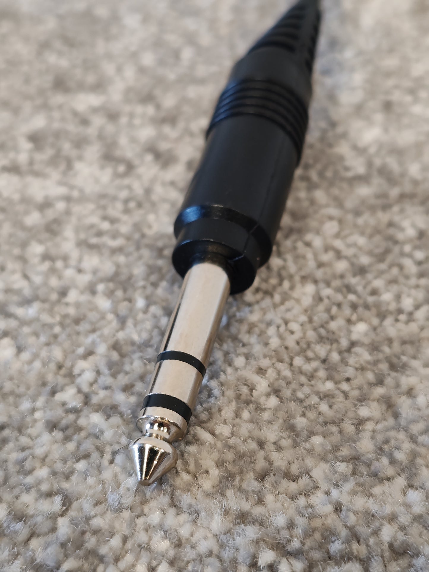 6.35mm Male Stereo Plug to 2 XLR Male Splitter Lead 1m