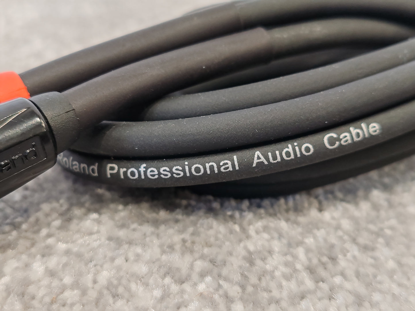 Roland RCC-5-2R28 - Dual 1/4" TS Male to Dual RCA Male Cable