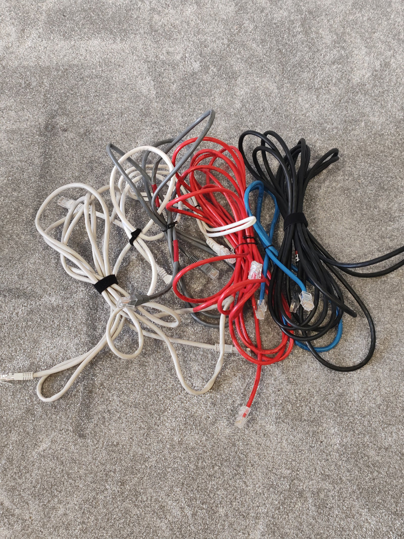 7 x CAT 5 Ethernet Network Cables Various Lengths and Colours - image 1