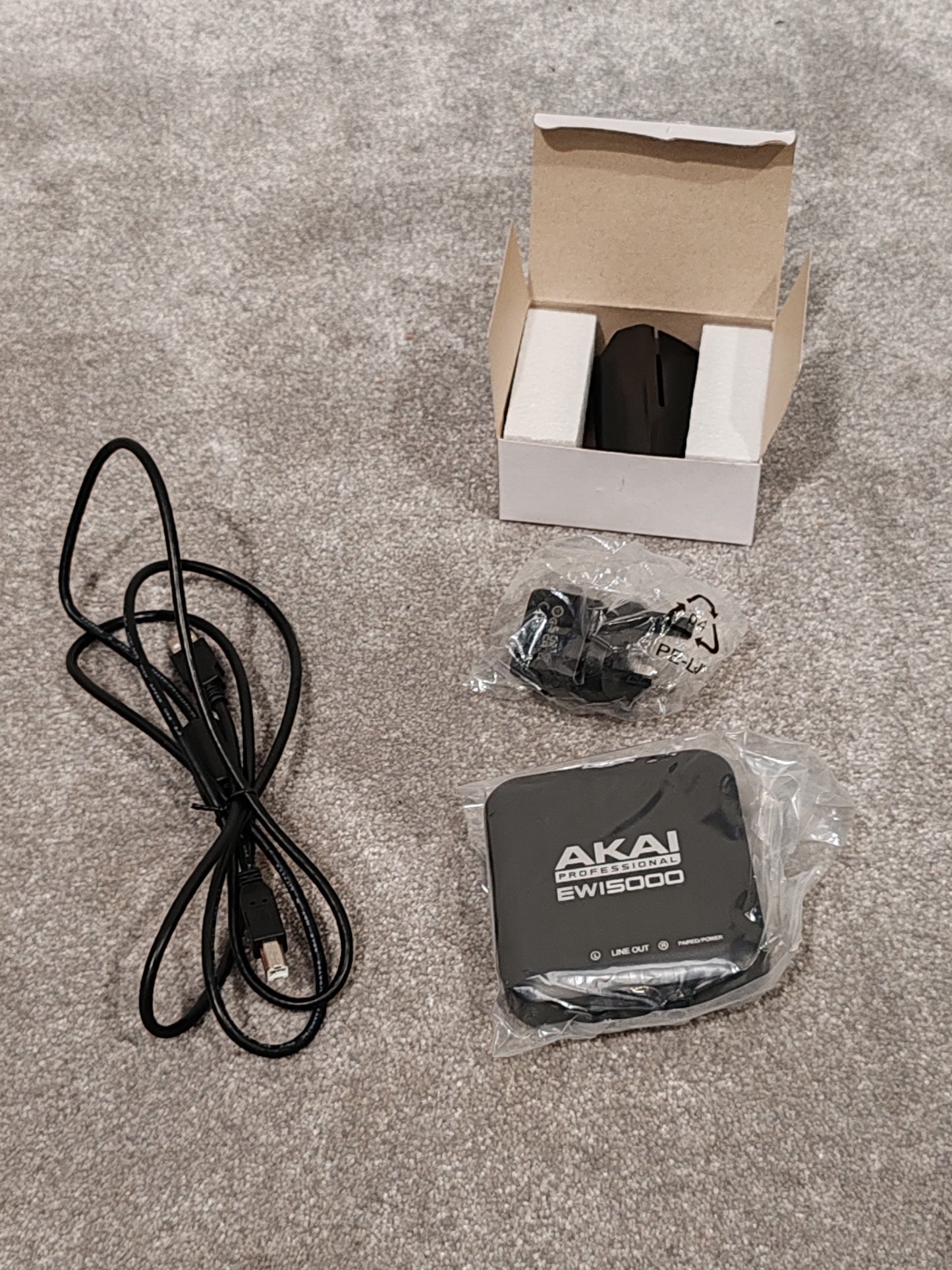 Akai Professional EWI5000 Wireless Electronic Wind Instrument Open Box New