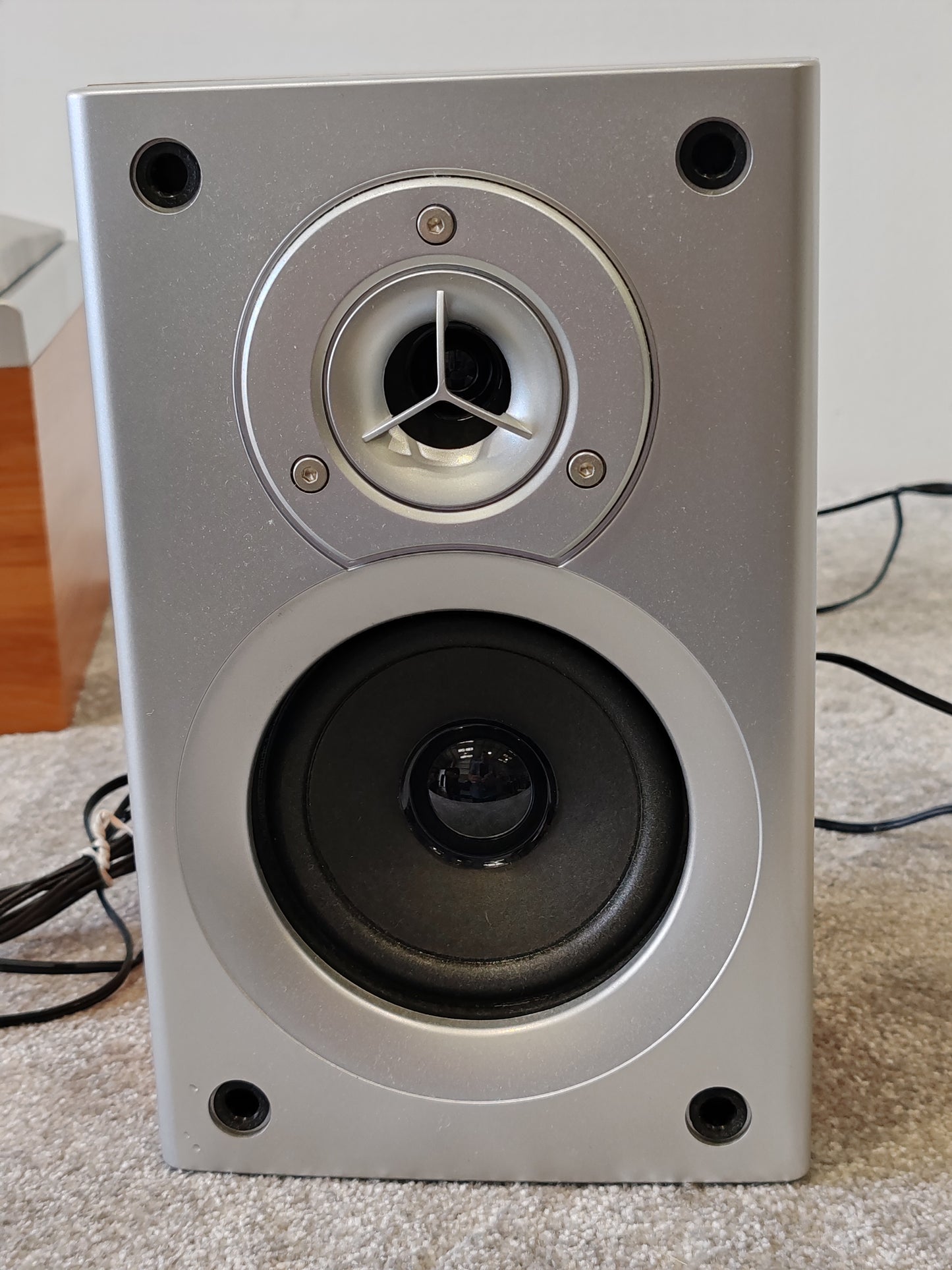 TEAC MC-D3 Micro Hi-Fi System – With Manual & Remote – Very Good