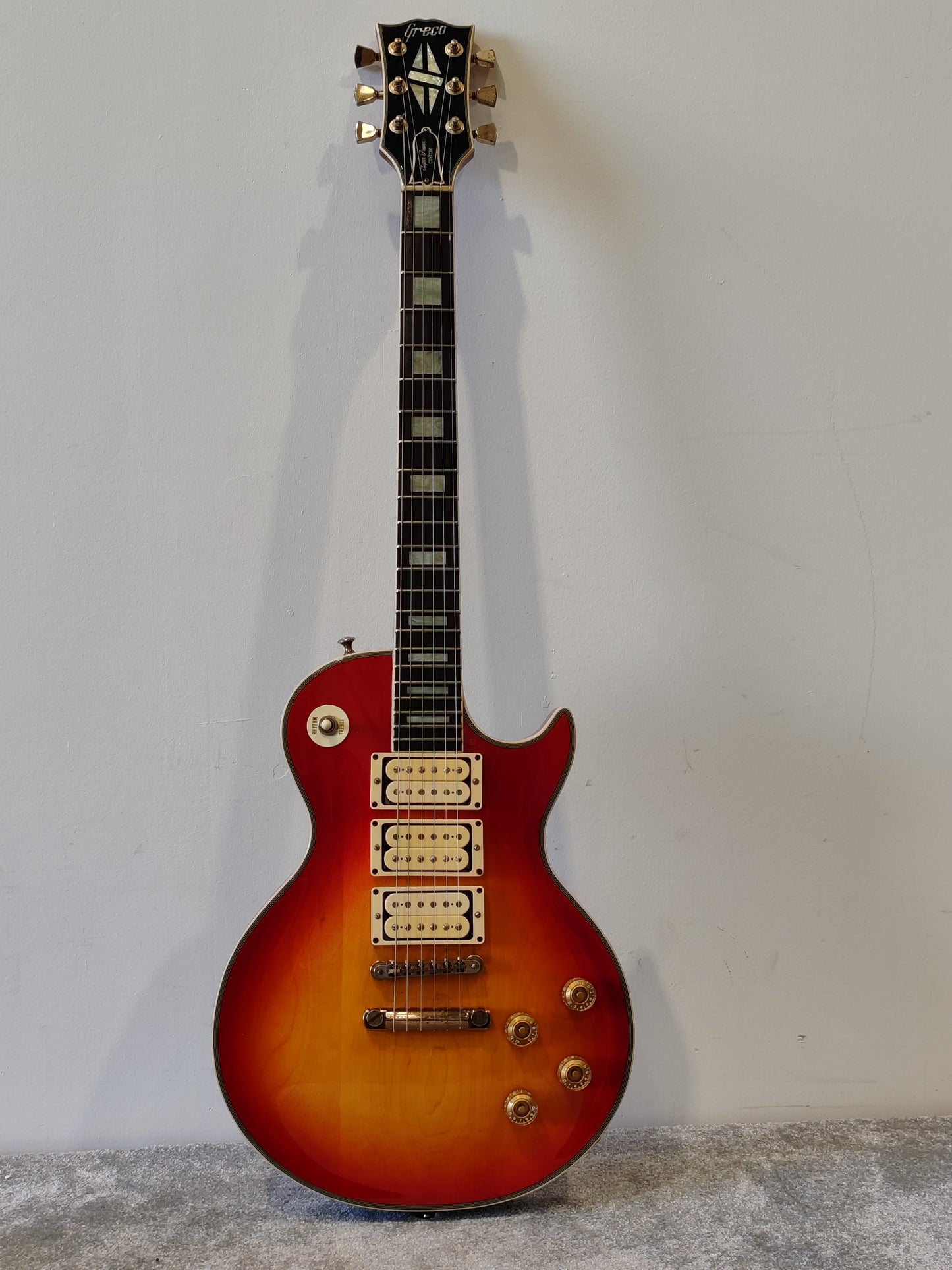 Greco Custom 1980 Les Paul 'Ace Frehley' of Kiss Fame – Very Good Condition w/ Hard Case