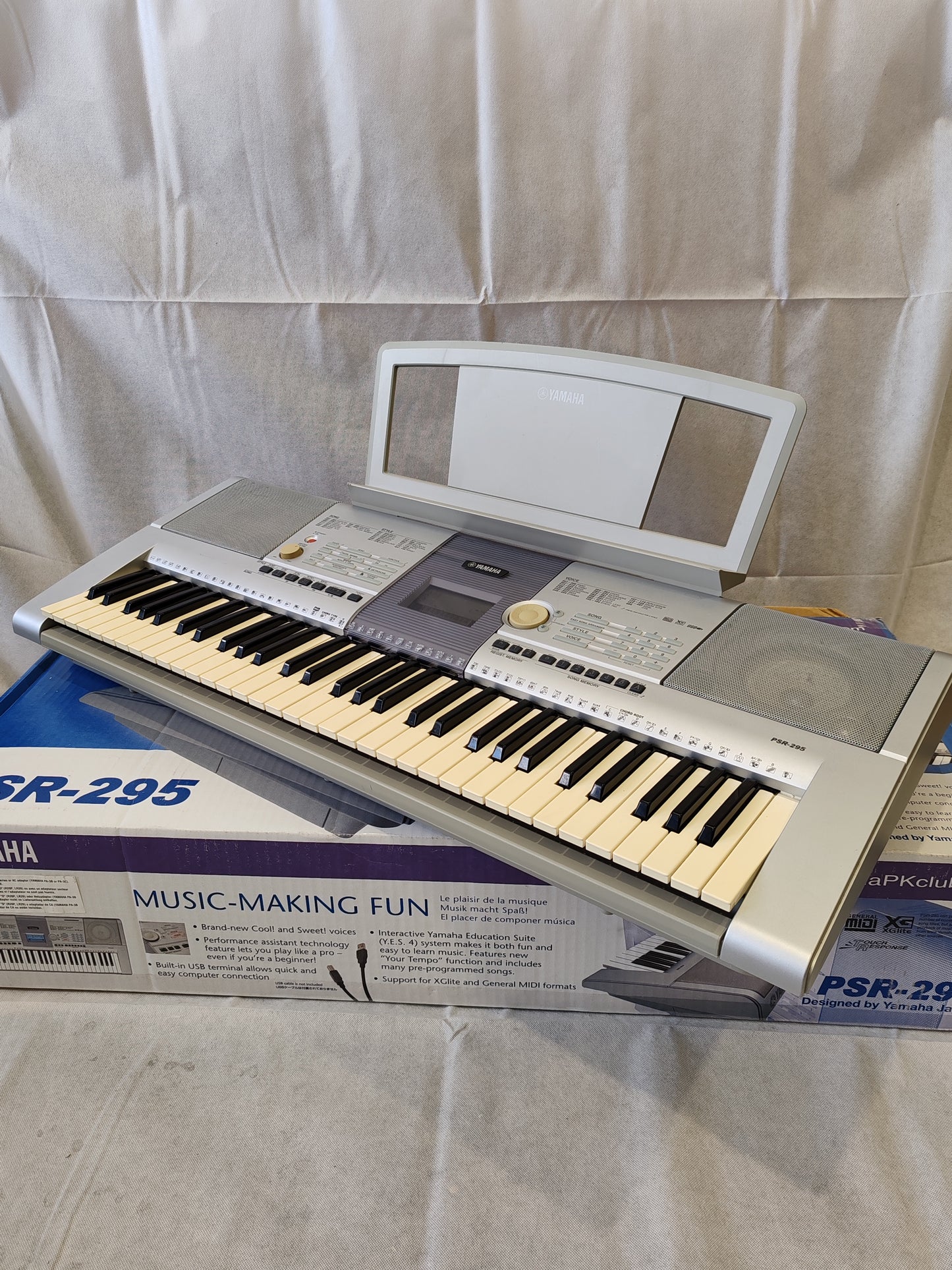 Yamaha PSR-295 Portable Keyboard – Fair Condition w/ Original Box