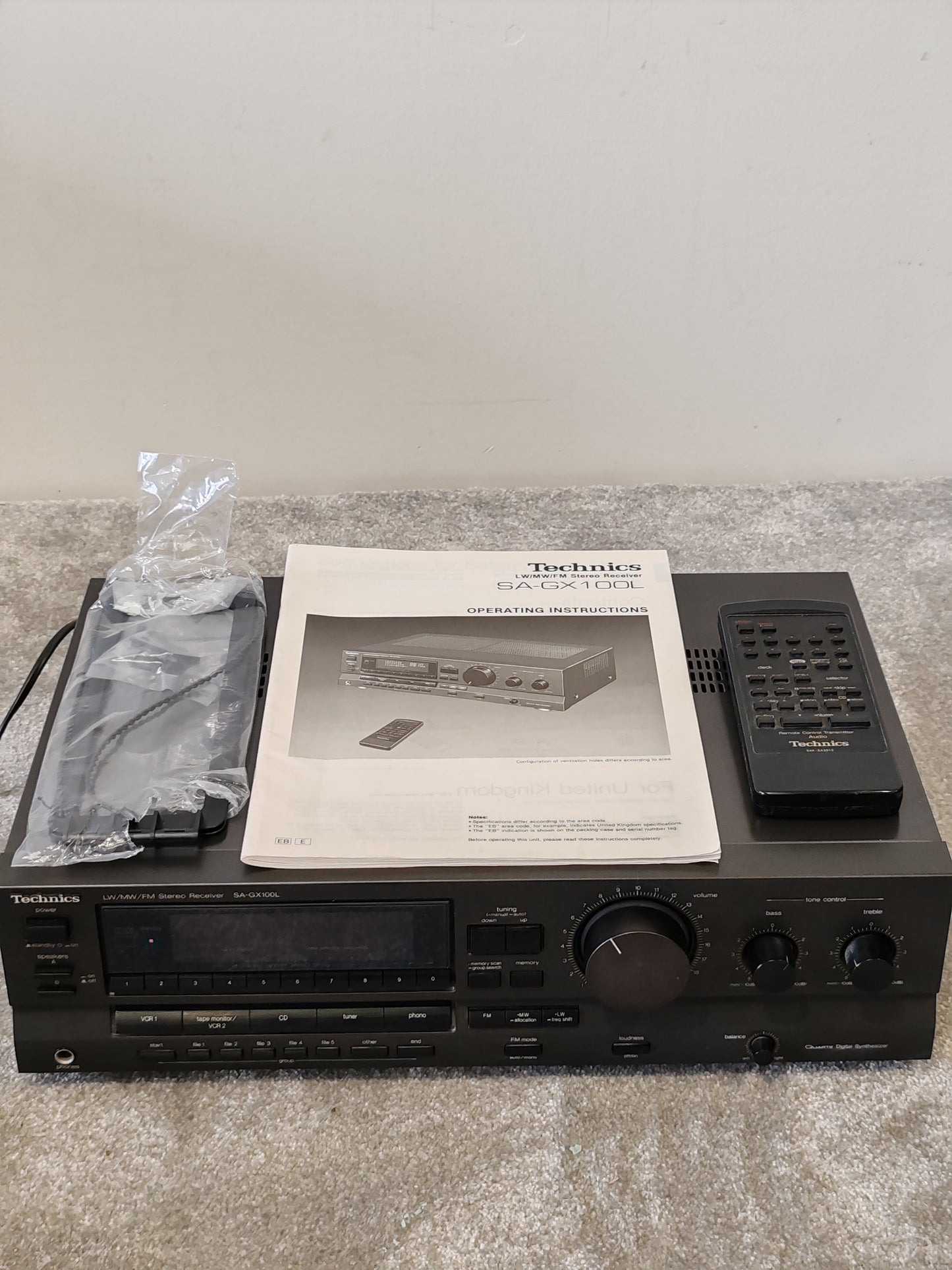 Technics SA-GX100L Stereo Receiver – Classic Hi-Fi Performance Very Good Condition