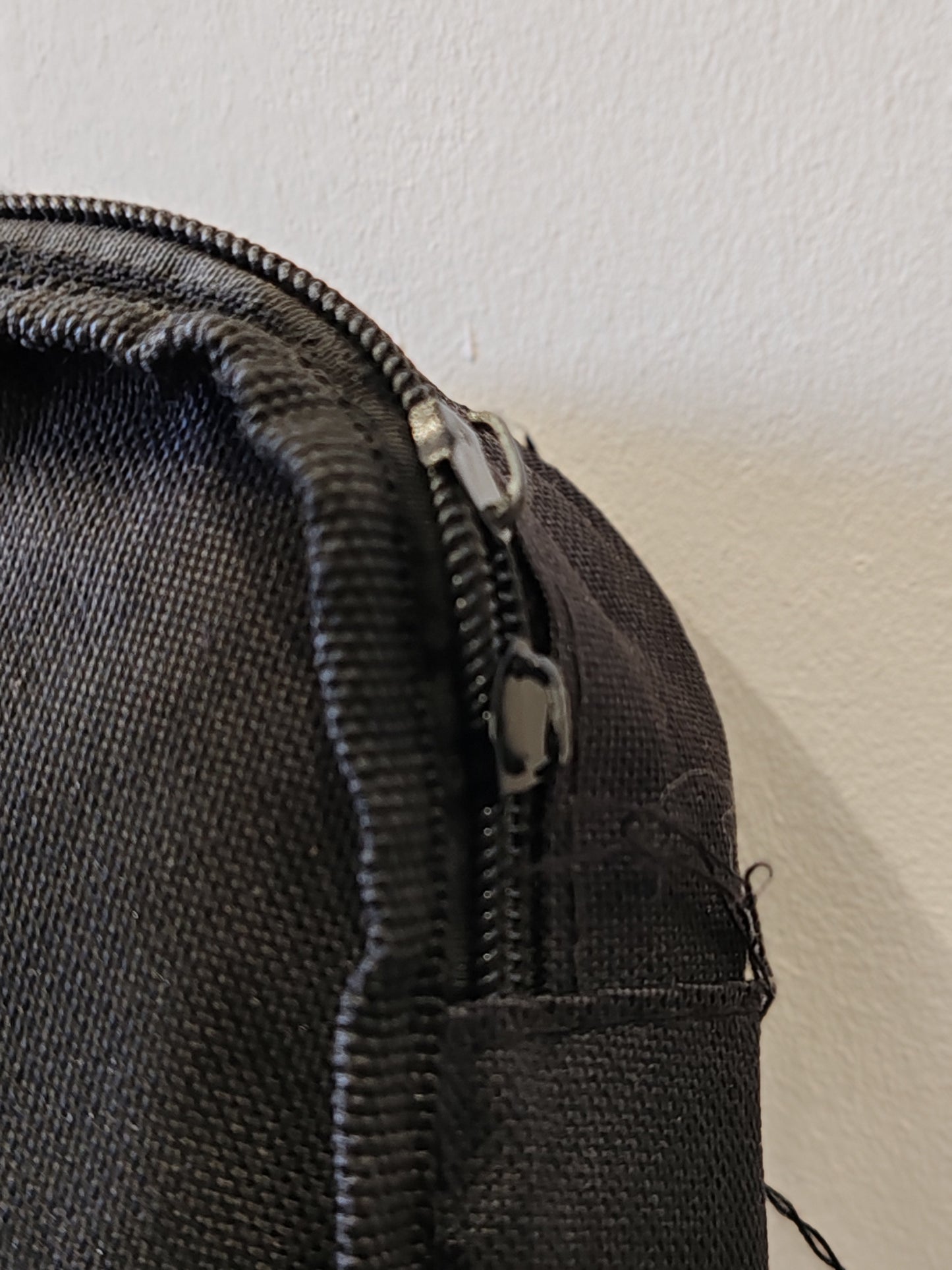 Kmise Ukulele Banjo – Very Good Condition | Polyester Drumhead, Closed Geared Tuners