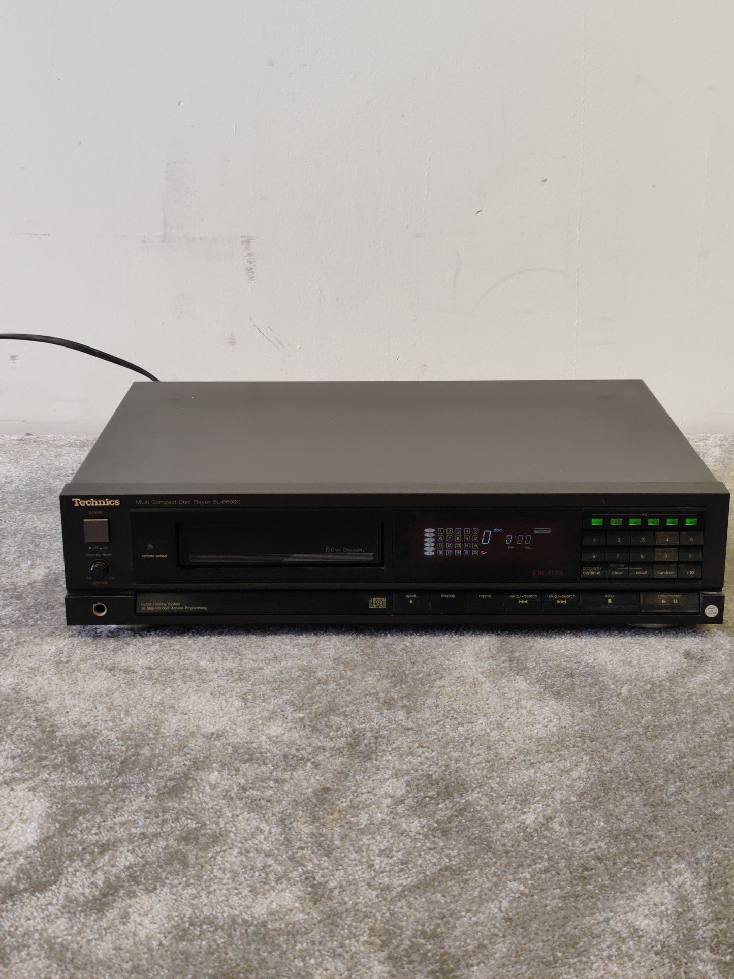 Technics SL-P600C Multi CD Player – Spares or Repair – Missing Disc Changer