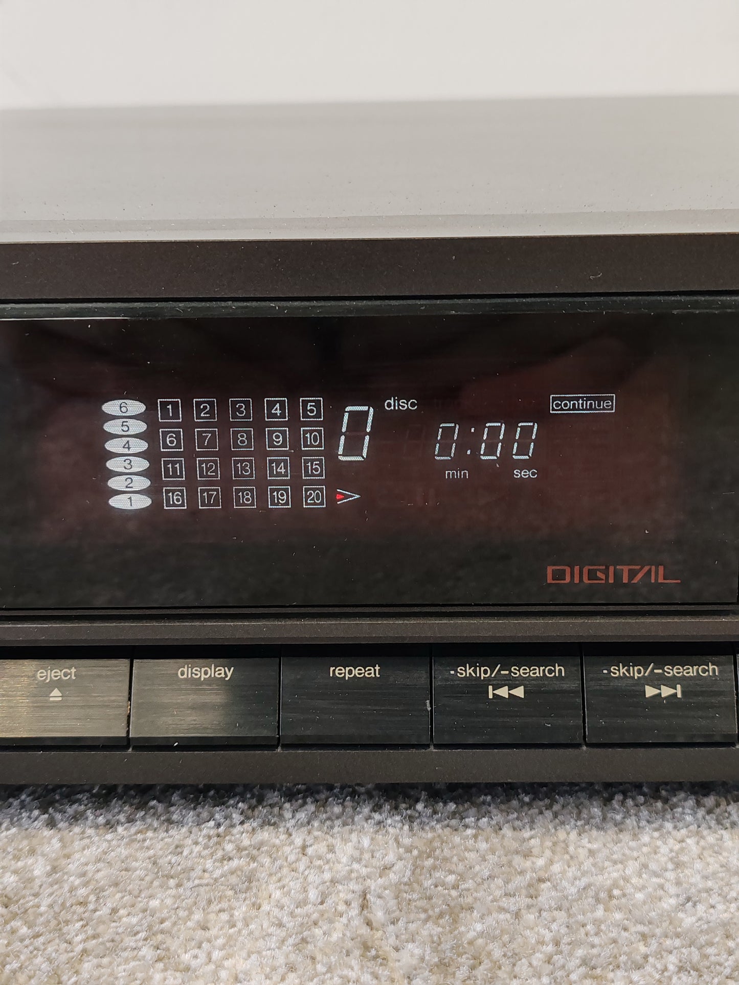 Technics SL-P600C Multi CD Player – Spares or Repair – Missing Disc Changer