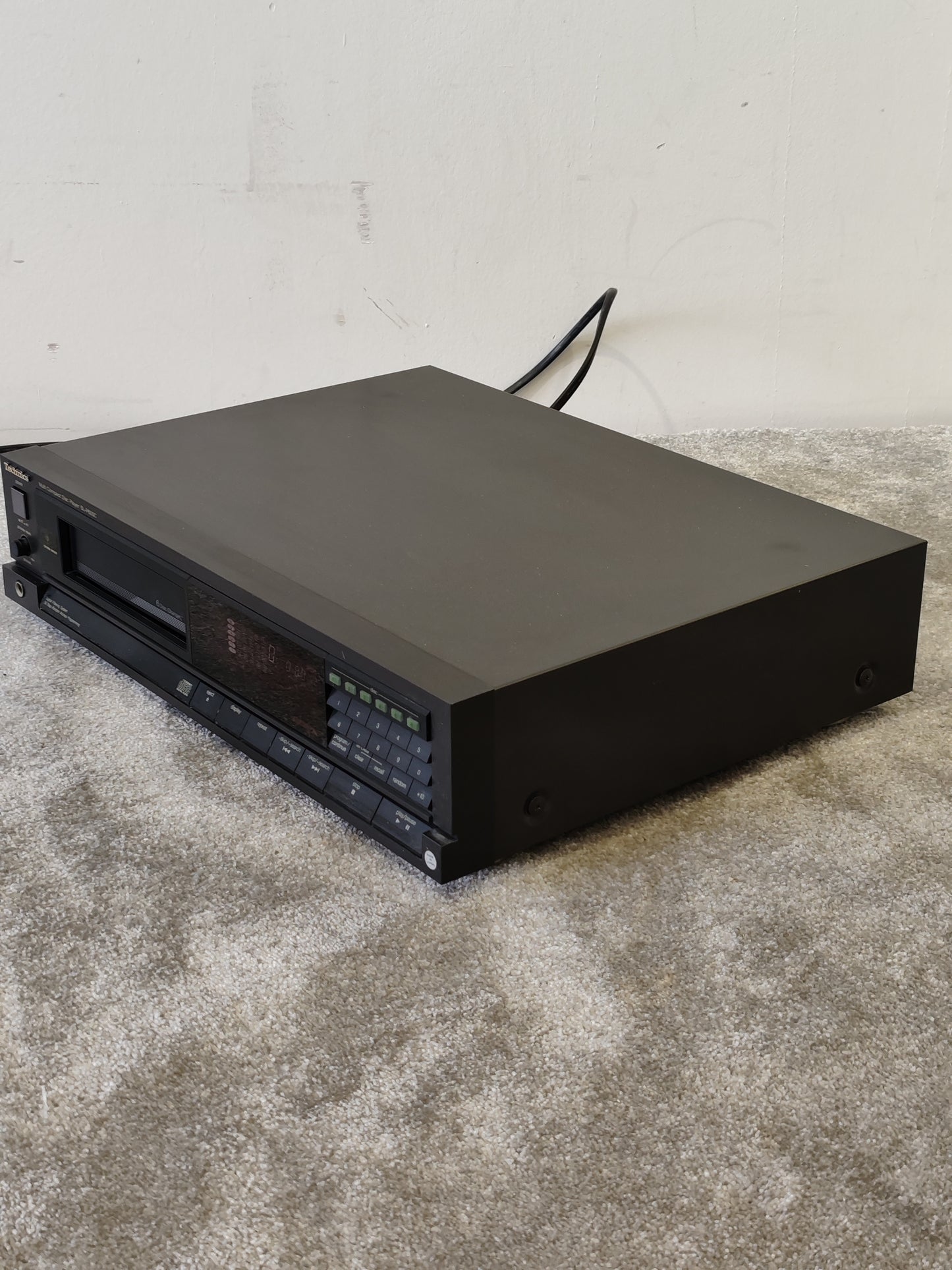 Technics SL-P600C Multi CD Player – Spares or Repair – Missing Disc Changer