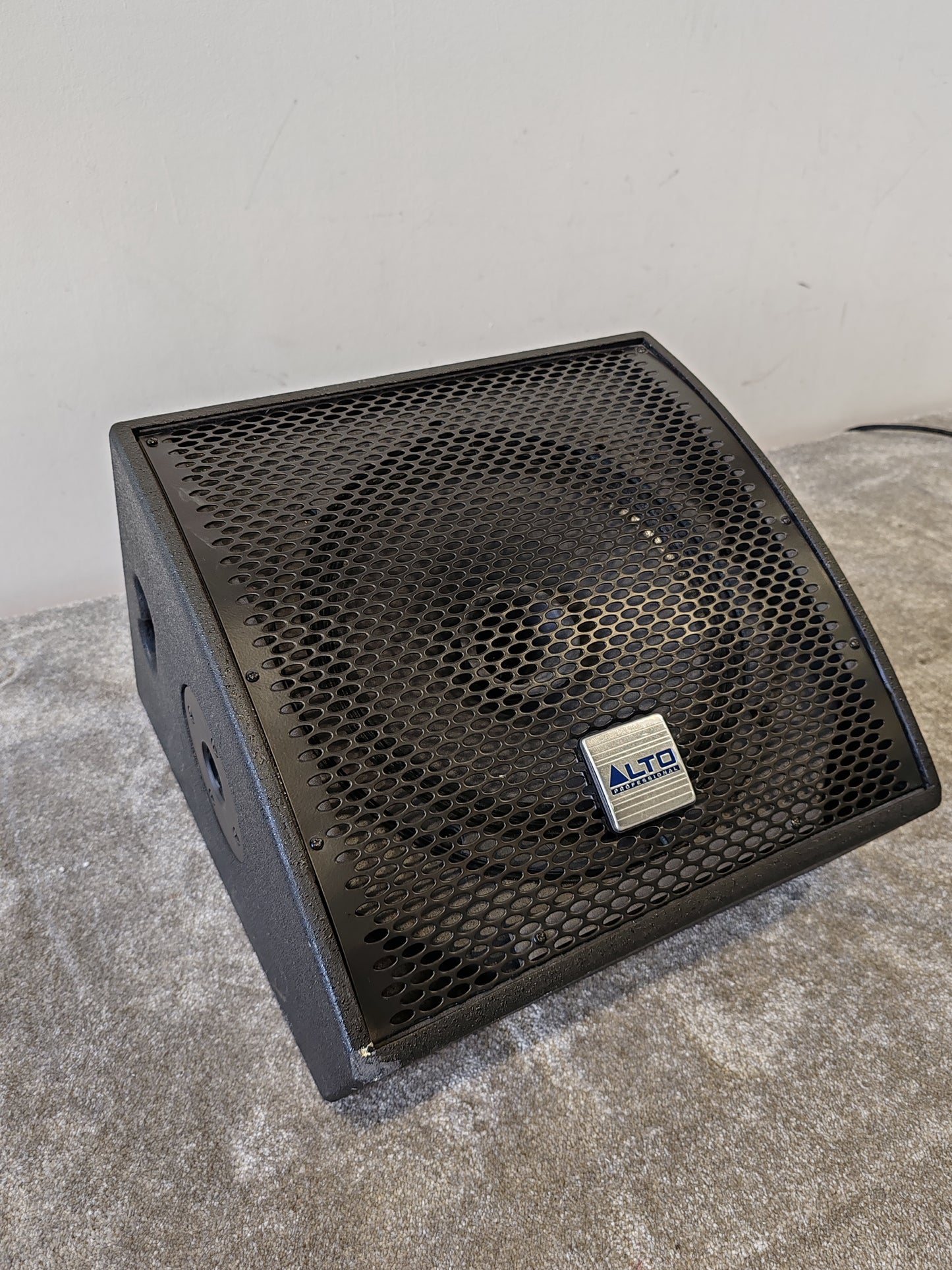 Alto Professional SXM112A TOURMAX Stage Monitor – 12" Coax Driver & Class D Amp – Very Good