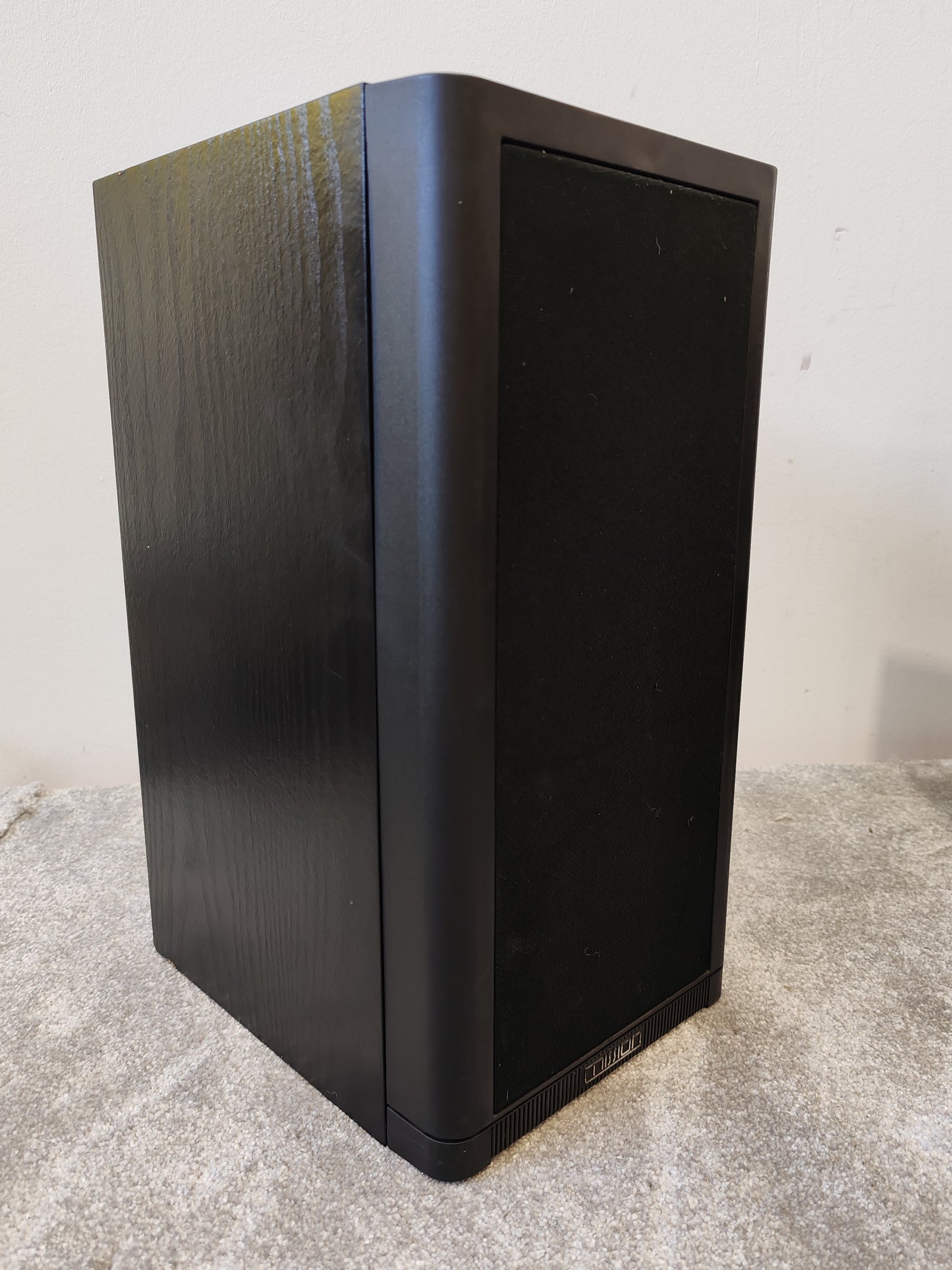 Mission 761i Matched Pair 75W Bookshelf Speakers – Fair/Good w/ Cosmetic Repairs, Fully Working