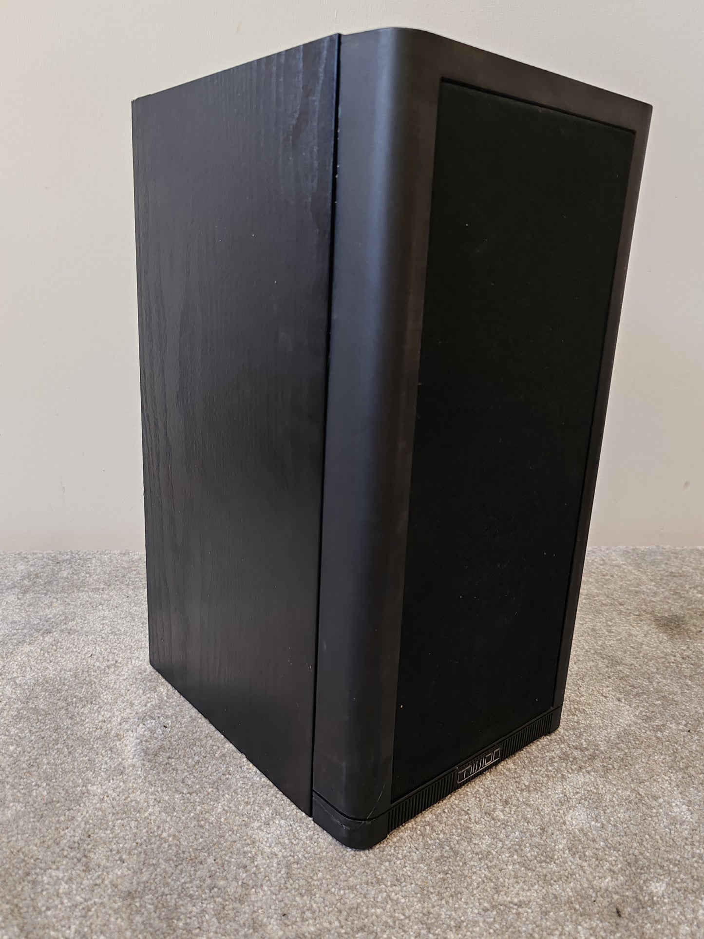 Mission 761i Matched Pair 75W Bookshelf Speakers – Fair/Good w/ Cosmetic Repairs, Fully Working