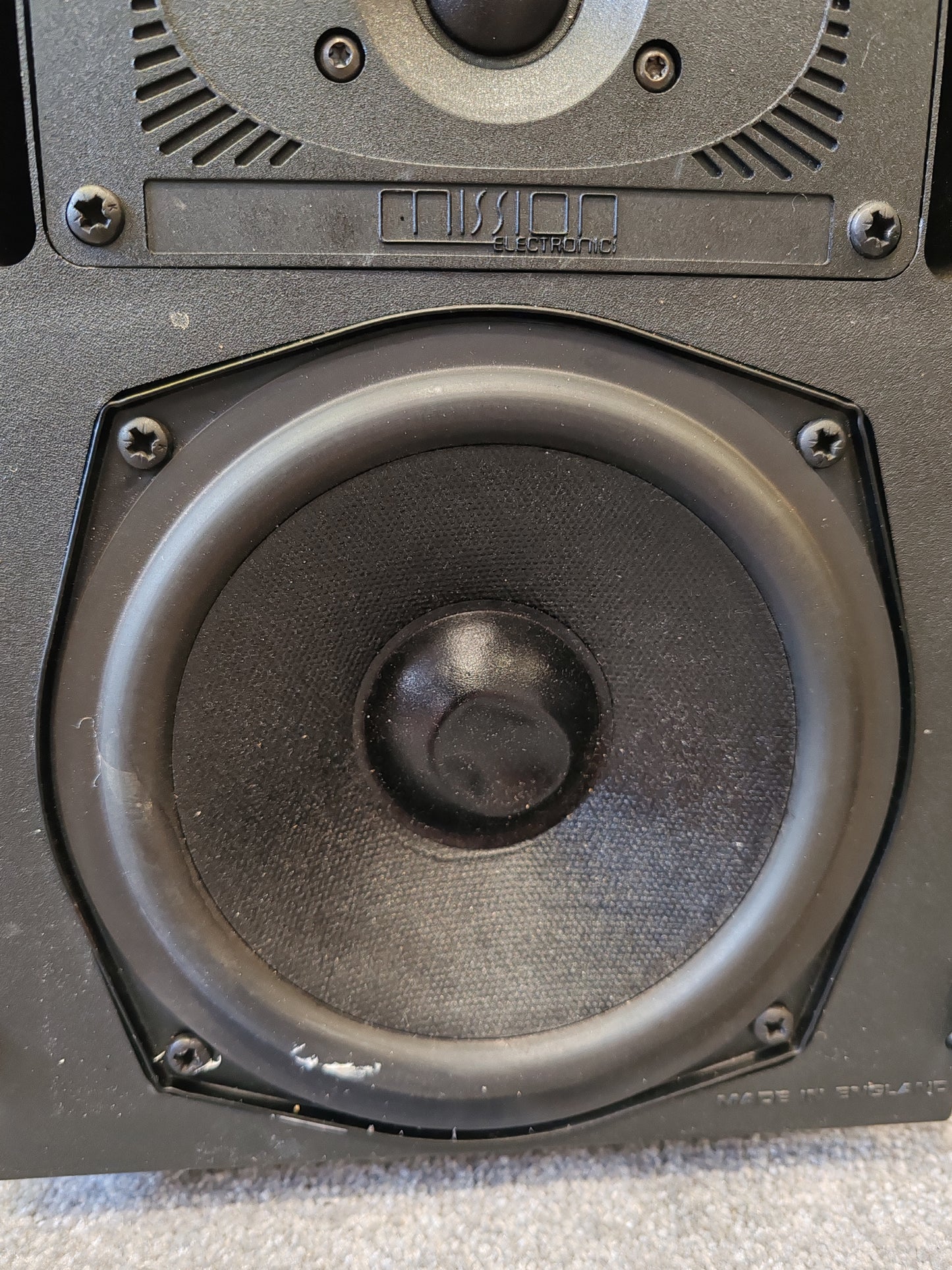 Mission 761i Matched Pair 75W Bookshelf Speakers – Fair/Good w/ Cosmetic Repairs, Fully Working