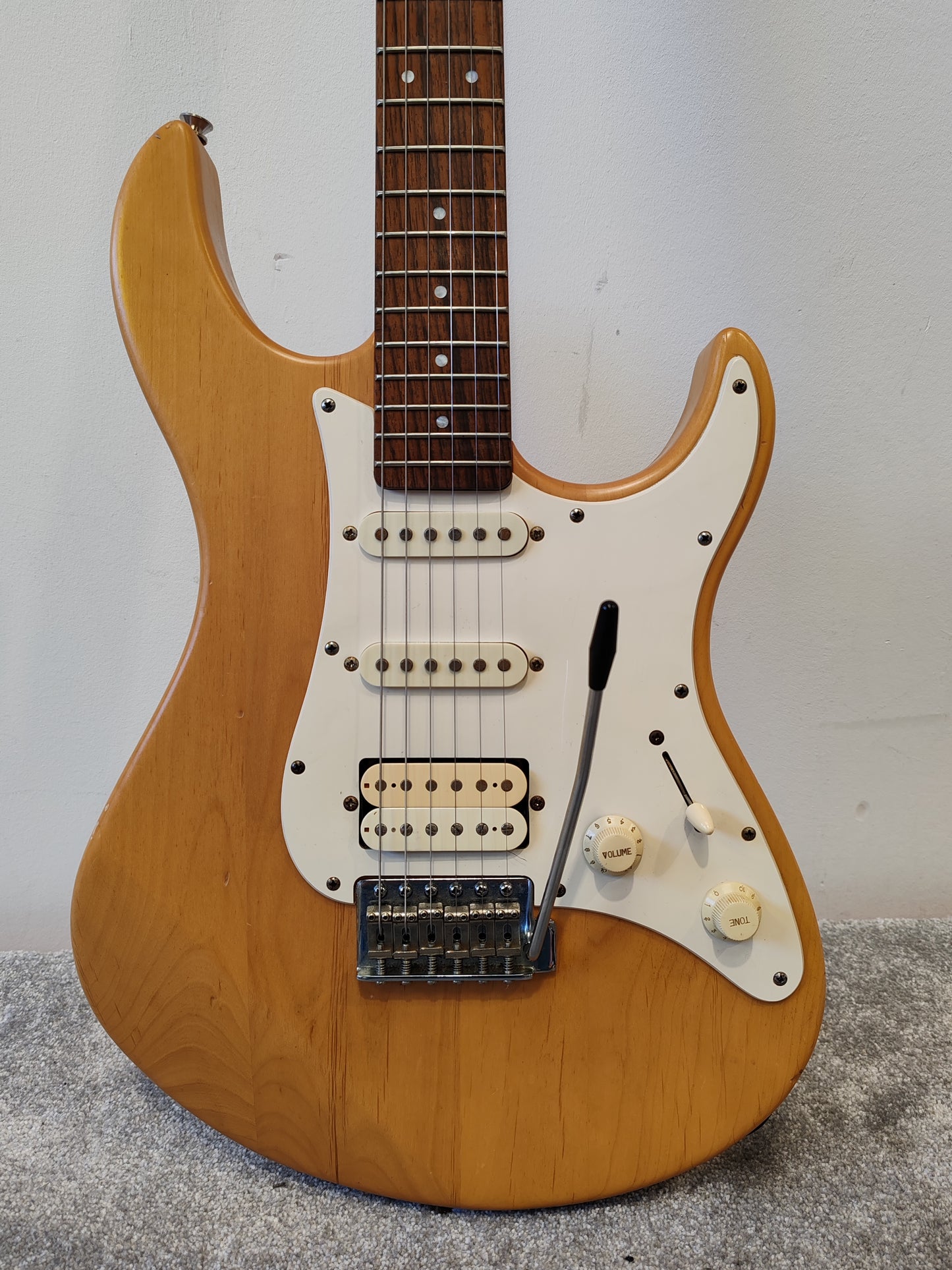 Yamaha Pacifica PAC112J Electric Guitar – HSS - New Strings & Trem Bar – Very Good