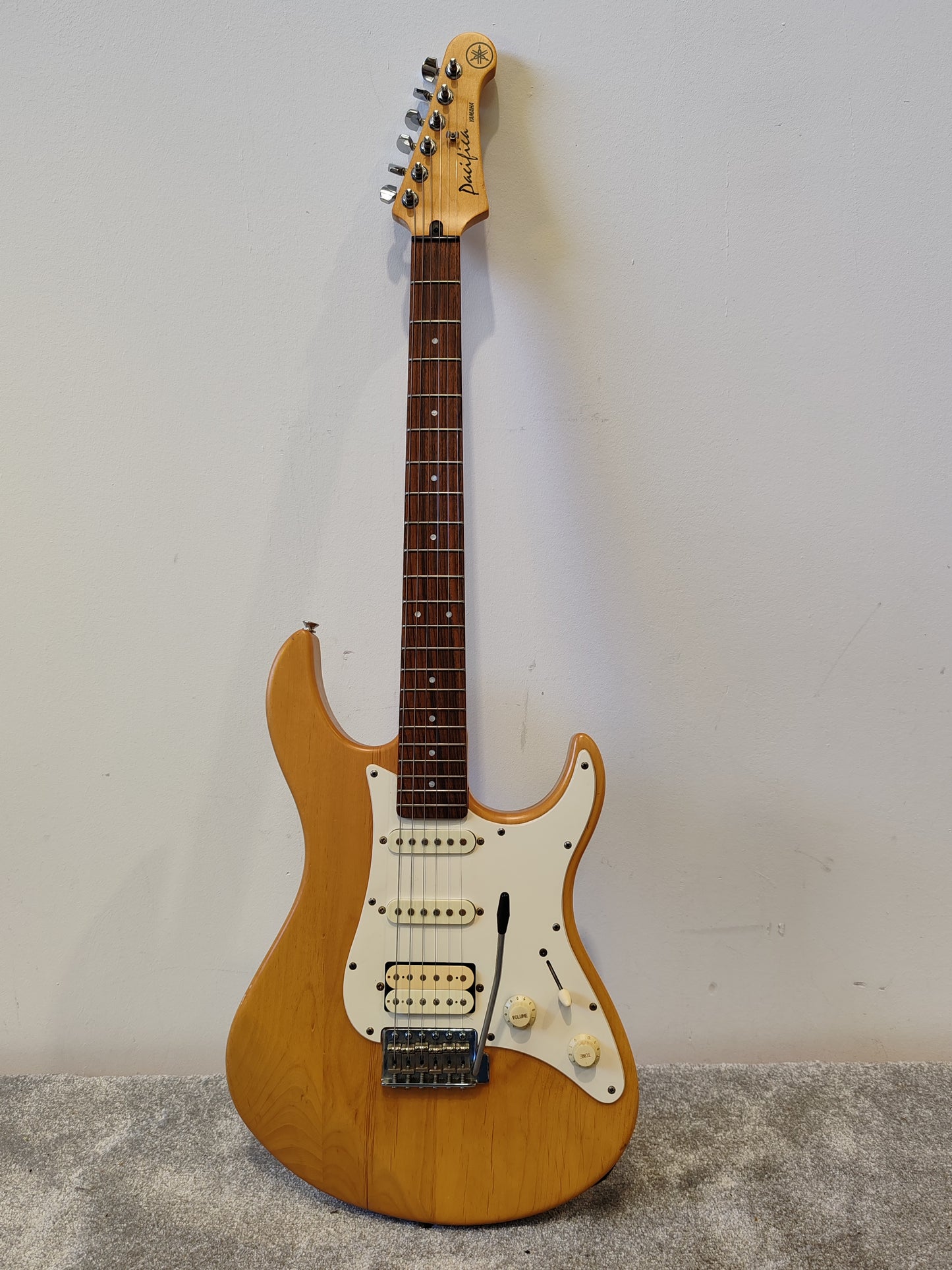 Yamaha Pacifica PAC112J Electric Guitar – HSS - New Strings & Trem Bar – Very Good