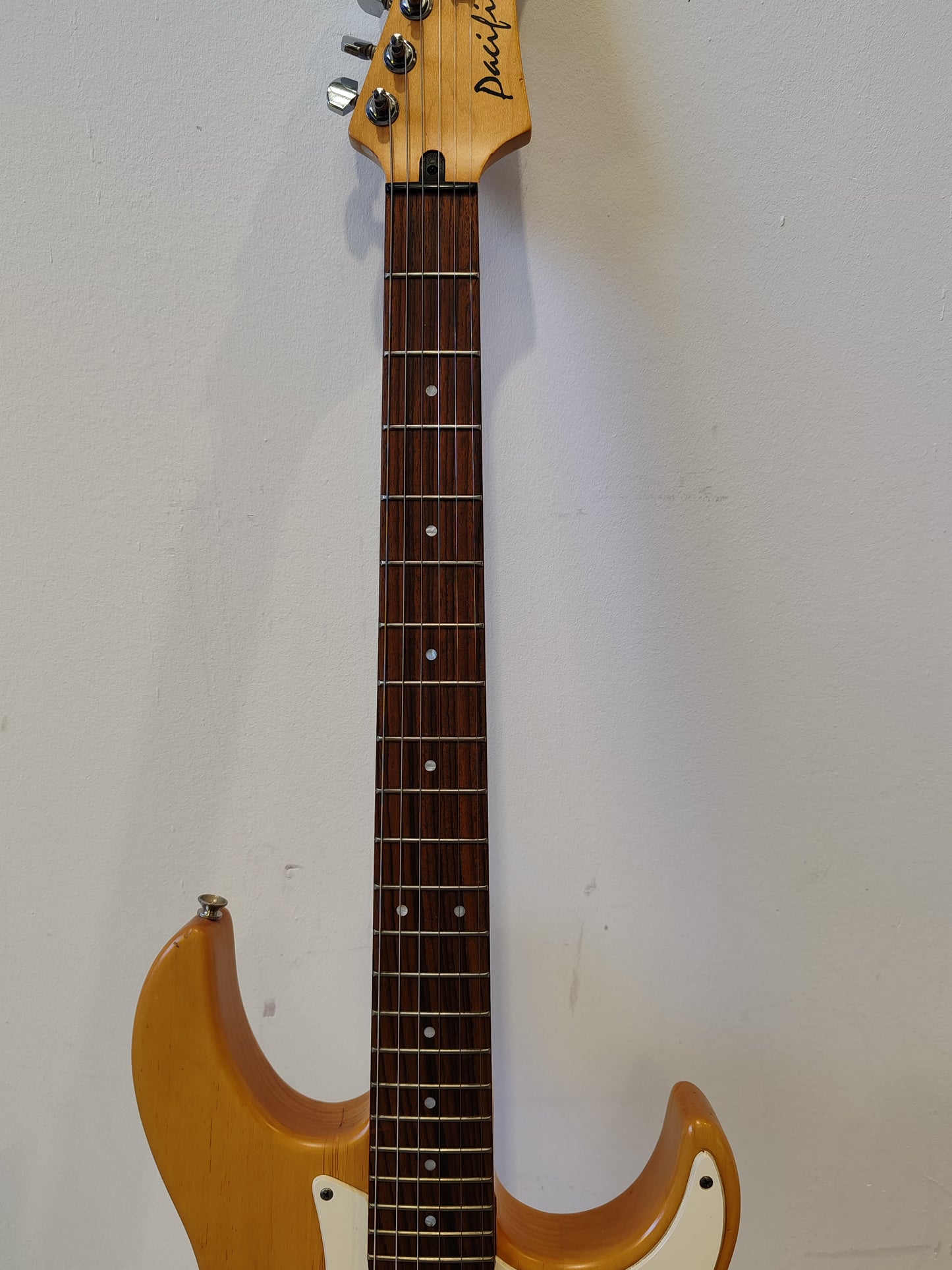 Yamaha Pacifica PAC112J Electric Guitar – HSS - New Strings & Trem Bar – Very Good