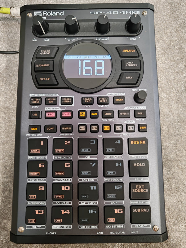 Roland Sp-404 Mkii - Portable Sampler, Sequencer - Excellent w/ Original Box & Power Supply & Manuals