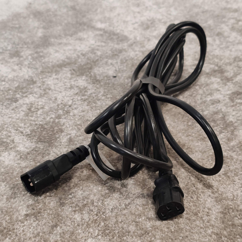1x3m and 1x5m Power Extension Cable IEC Male to Female UPS Lead C14 to C13 - Excellent - image 4
