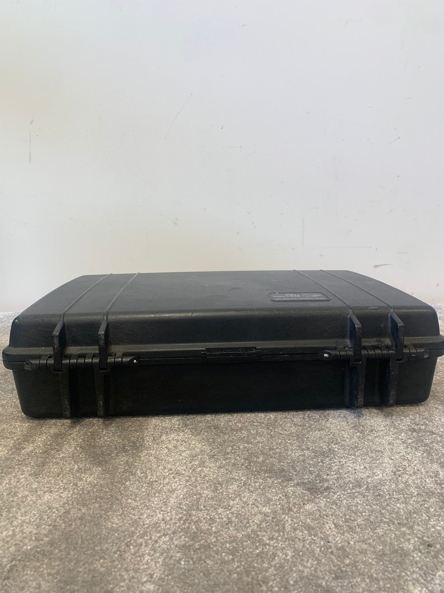 Peli 1490 Black Case – w/ Rubber Insert, File Pockets, Strap – Good