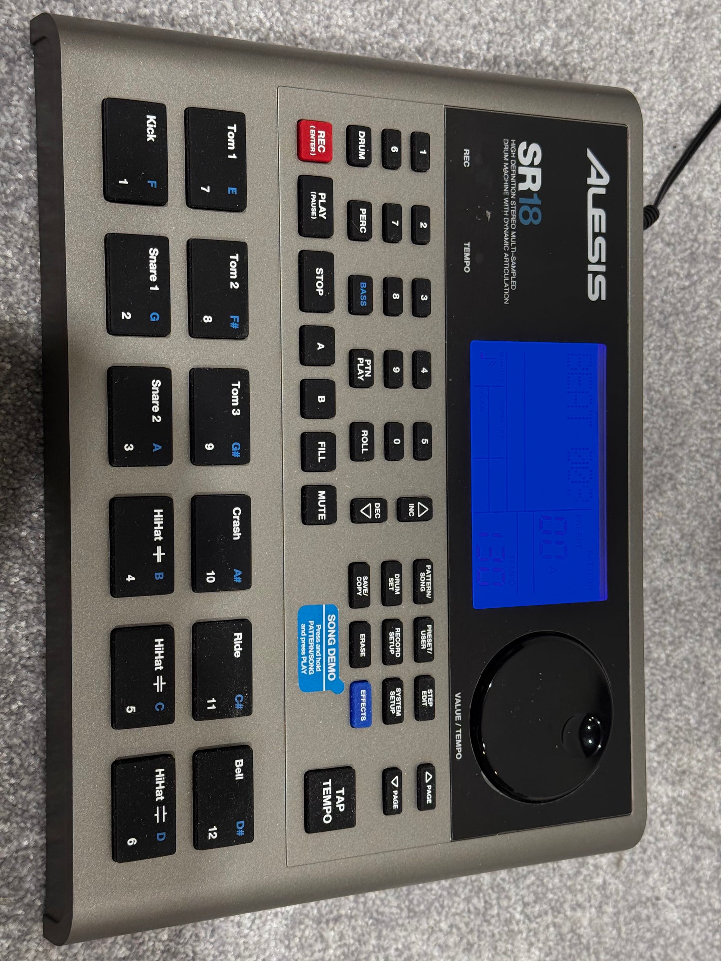 Alesis SR18 High-Definition Drum Machine