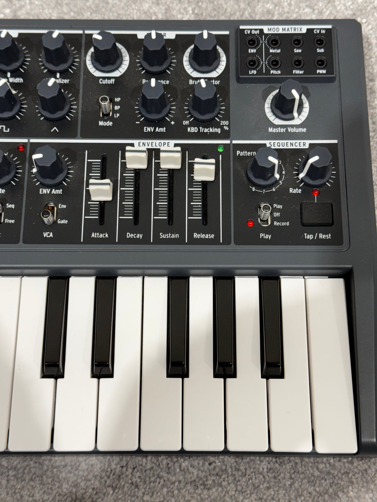 Arturia MicroBrute Analog Synthesizer - Compact, Powerful, and Versatile Monophonic Synth