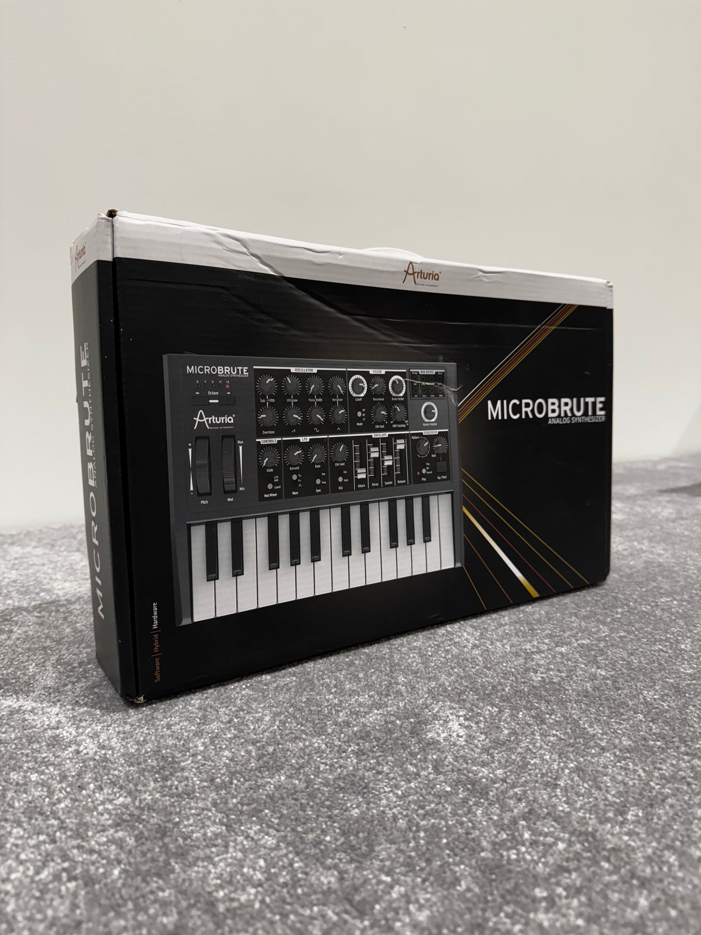Arturia MicroBrute Analog Synthesizer - Compact, Powerful, and Versatile Monophonic Synth