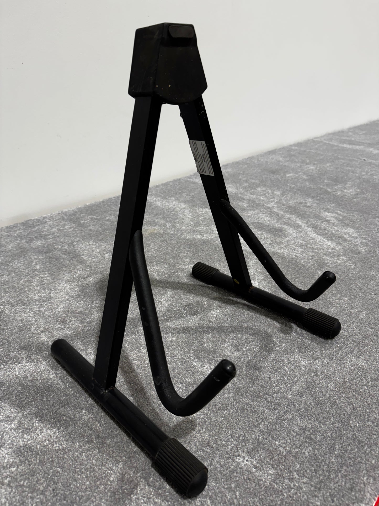 Stagg Foldable A Stand for Electric/Bass Guitar
