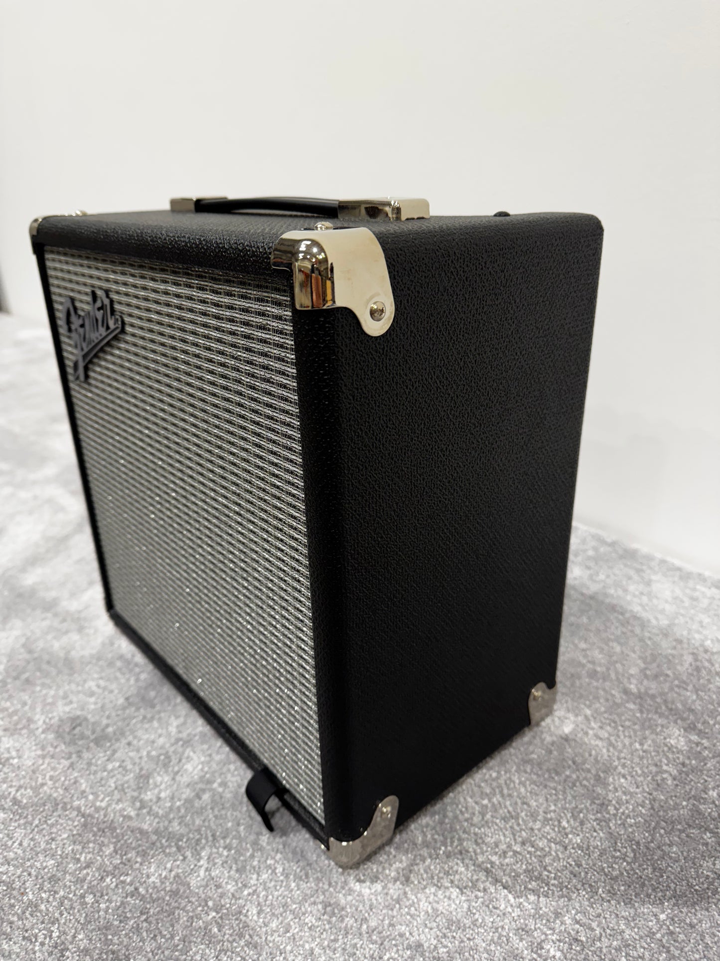 Fender Rumble 15 Bass Combo Amplifier