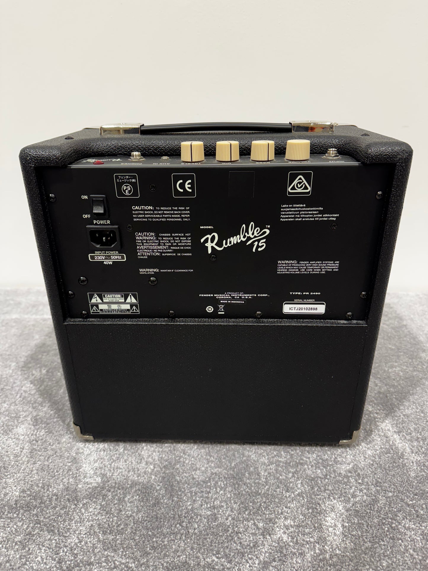 Fender Rumble 15 Bass Combo Amplifier