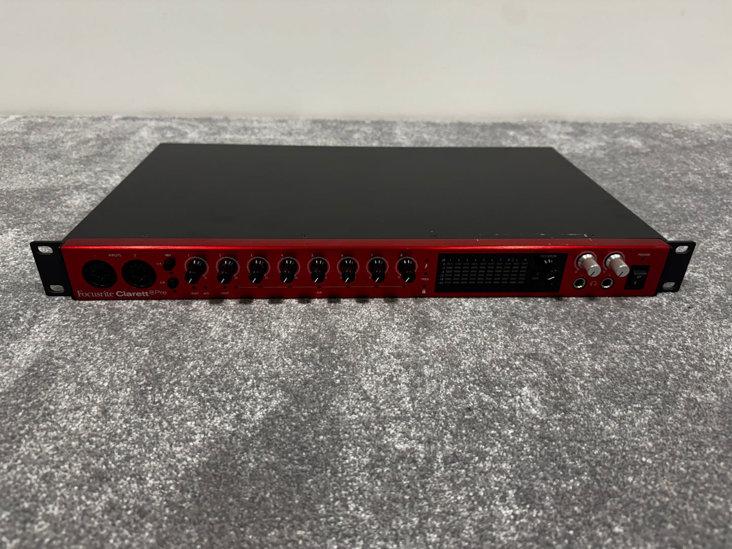 Focusrite Clarett 8Pre - 18 x 20 Thunderbolt Interface