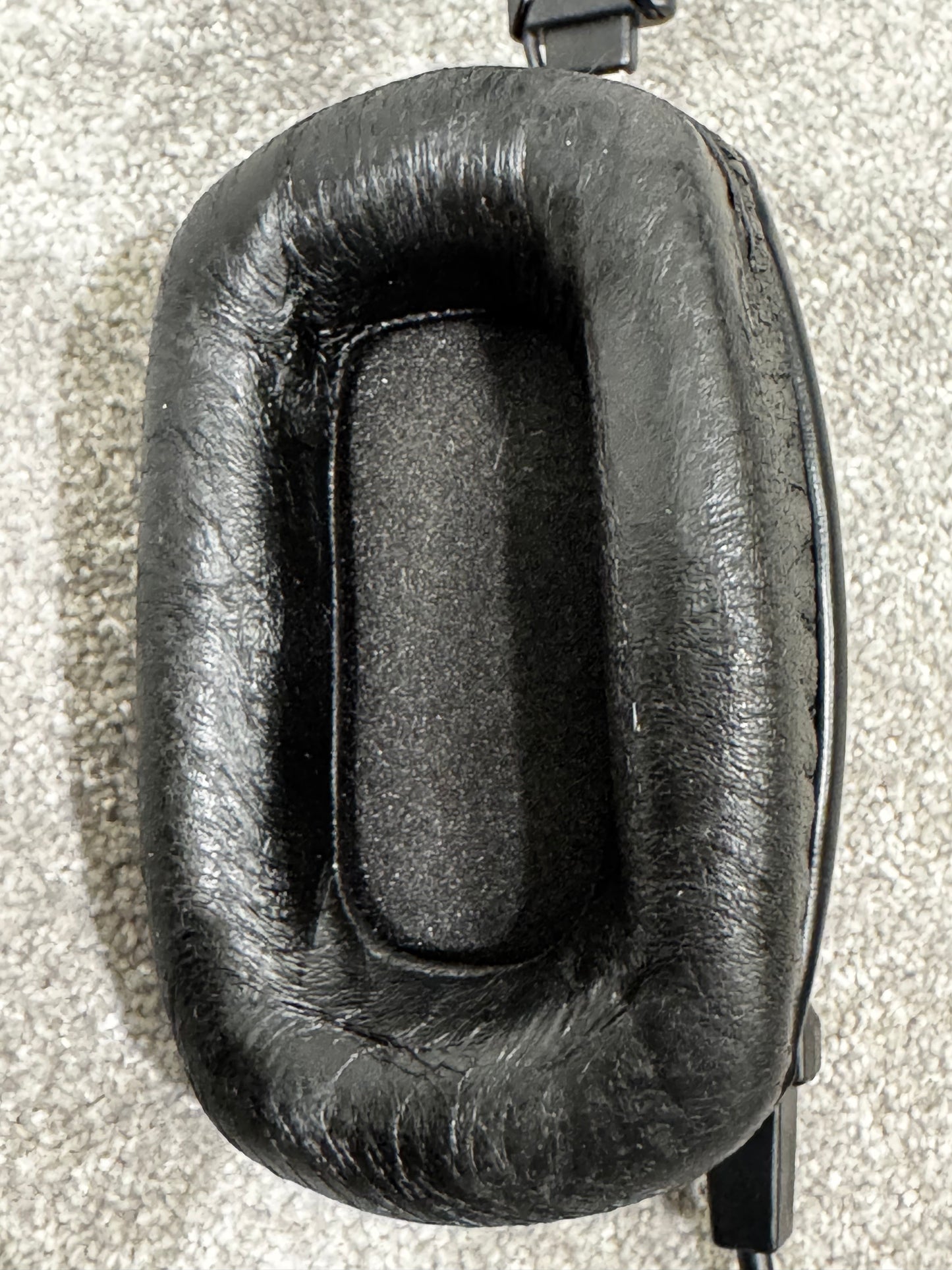 beyerdynamic DT-150 - Studio Headphones