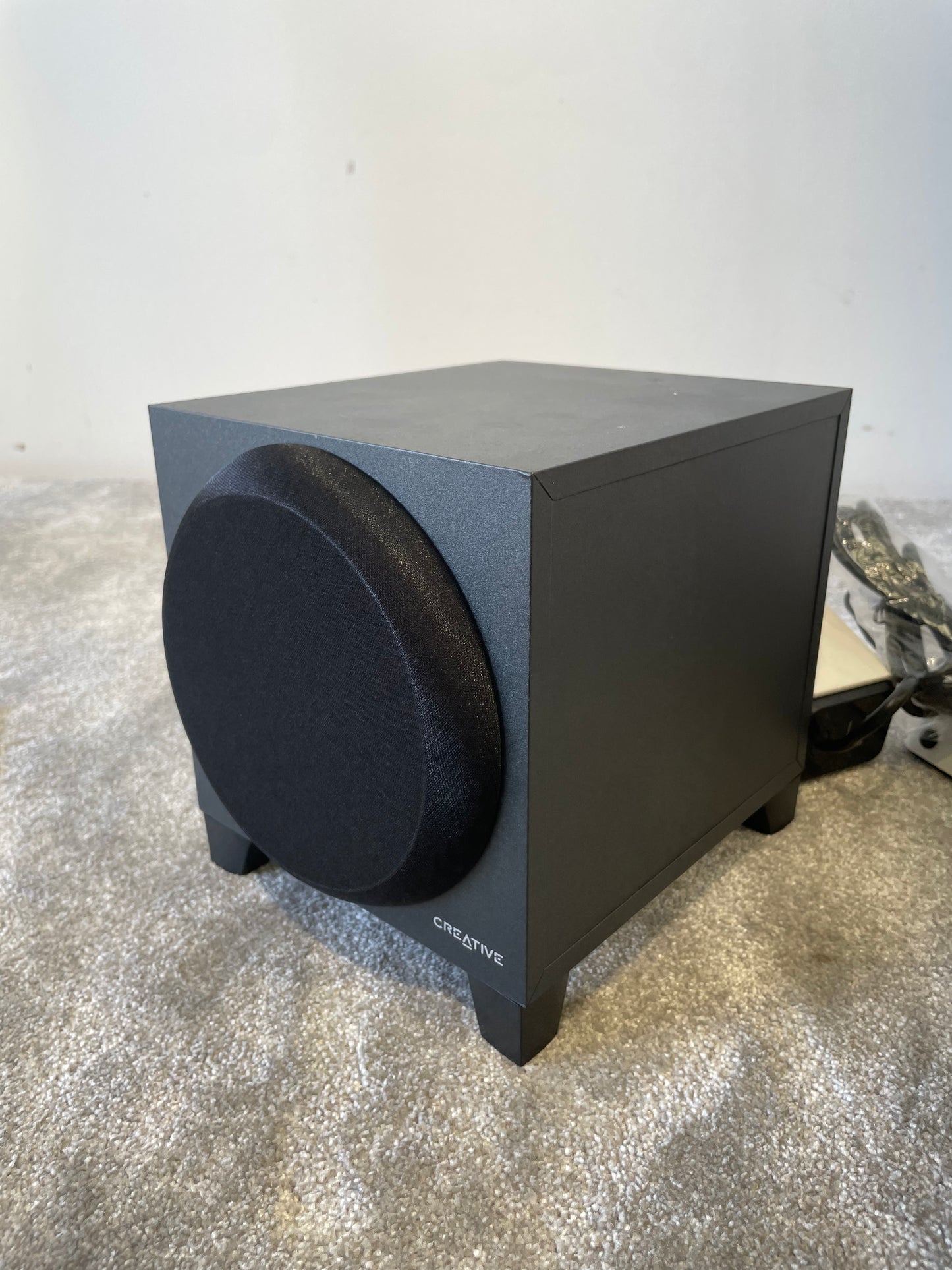Creative Inspire S2 Wireless 2.1 Speaker System - Bluetooth Speaker System - Excellent