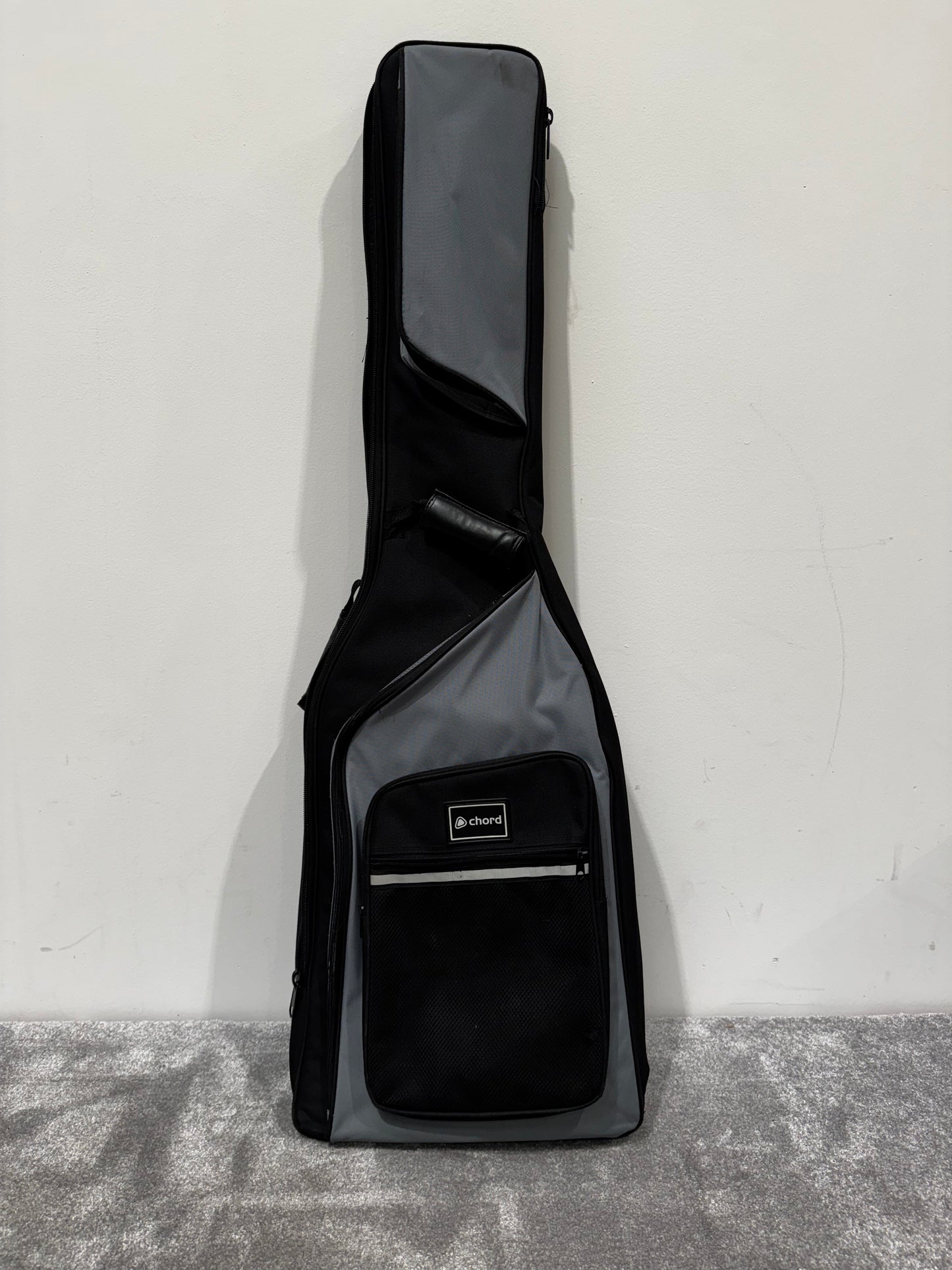 Yamaha TRB1005 5-string Bass Guitar with Chord Soft Case