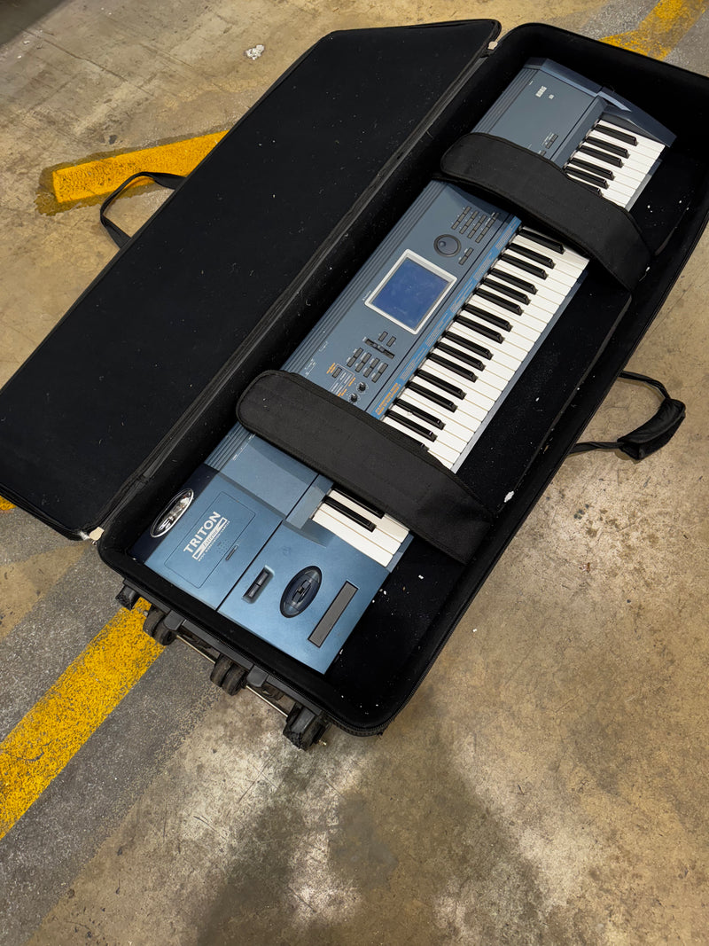 KORG TRITON Extreme 61 Key Synthesizer with Gator soft case - image 16