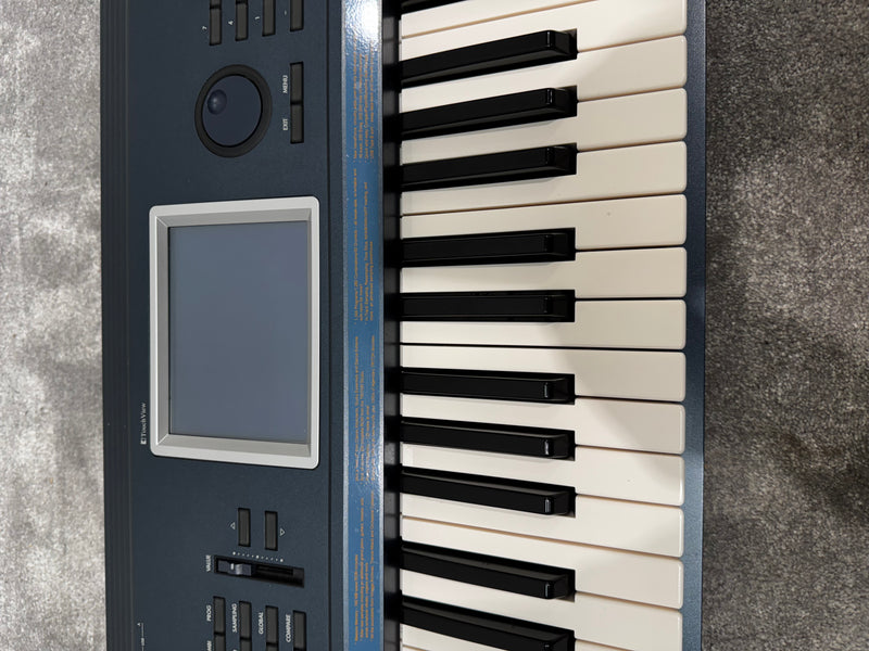 KORG TRITON Extreme 61 Key Synthesizer with Gator soft case - image 11