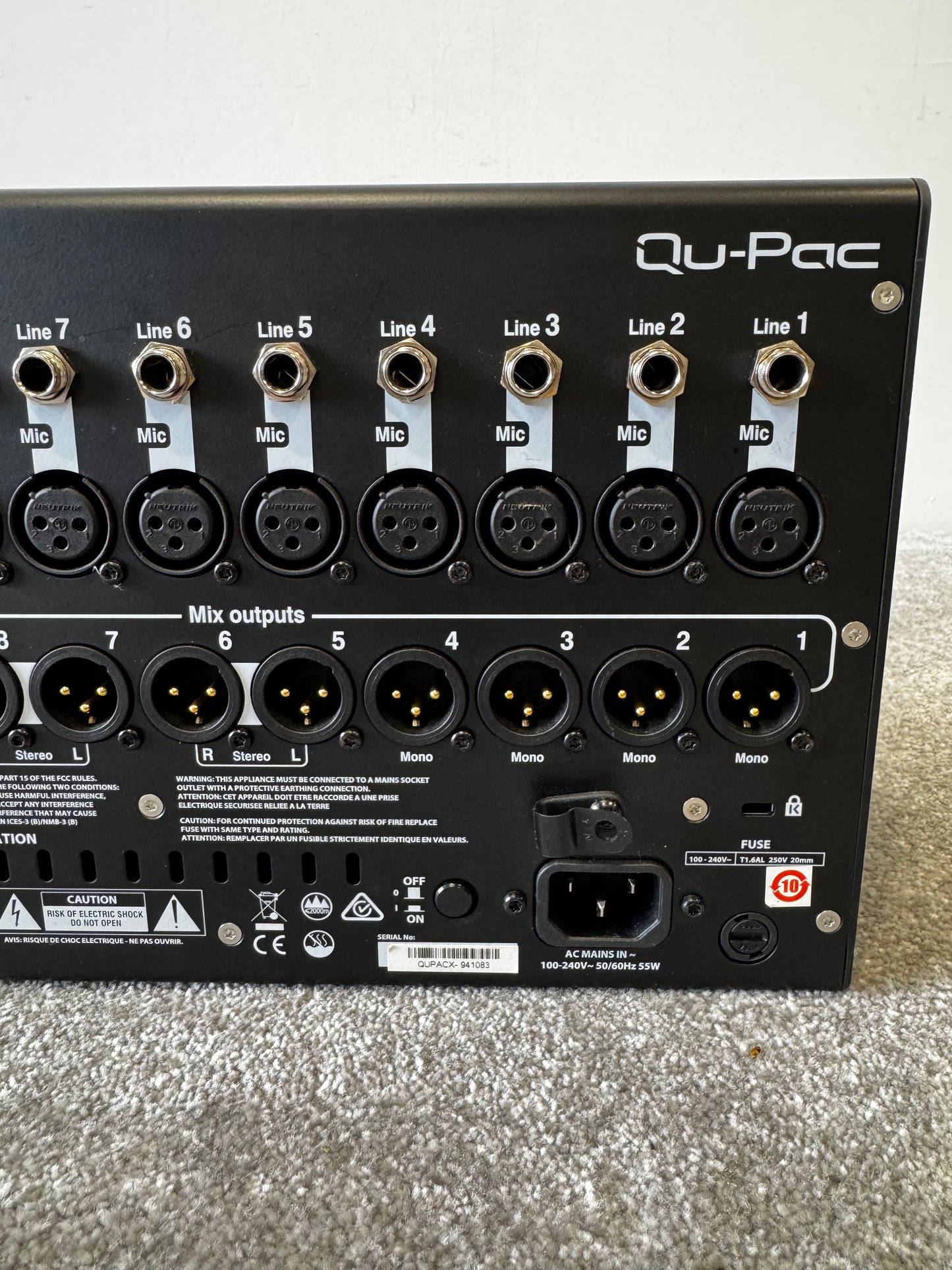 Allen & Heath QU-PAC Compact Digital Mixer