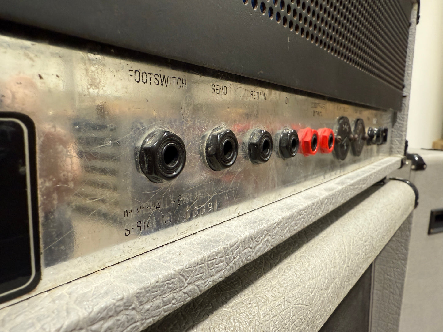 Marshall JCM25/50 “Silver Jubilee” Model 2553 2-Channel 100-Watt Guitar Amp Head (1987-1988) with Two Cabs (2556A/B)
