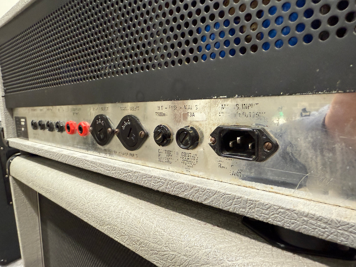 Marshall JCM25/50 “Silver Jubilee” Model 2553 2-Channel 100-Watt Guitar Amp Head (1987-1988) with Two Cabs (2556A/B)