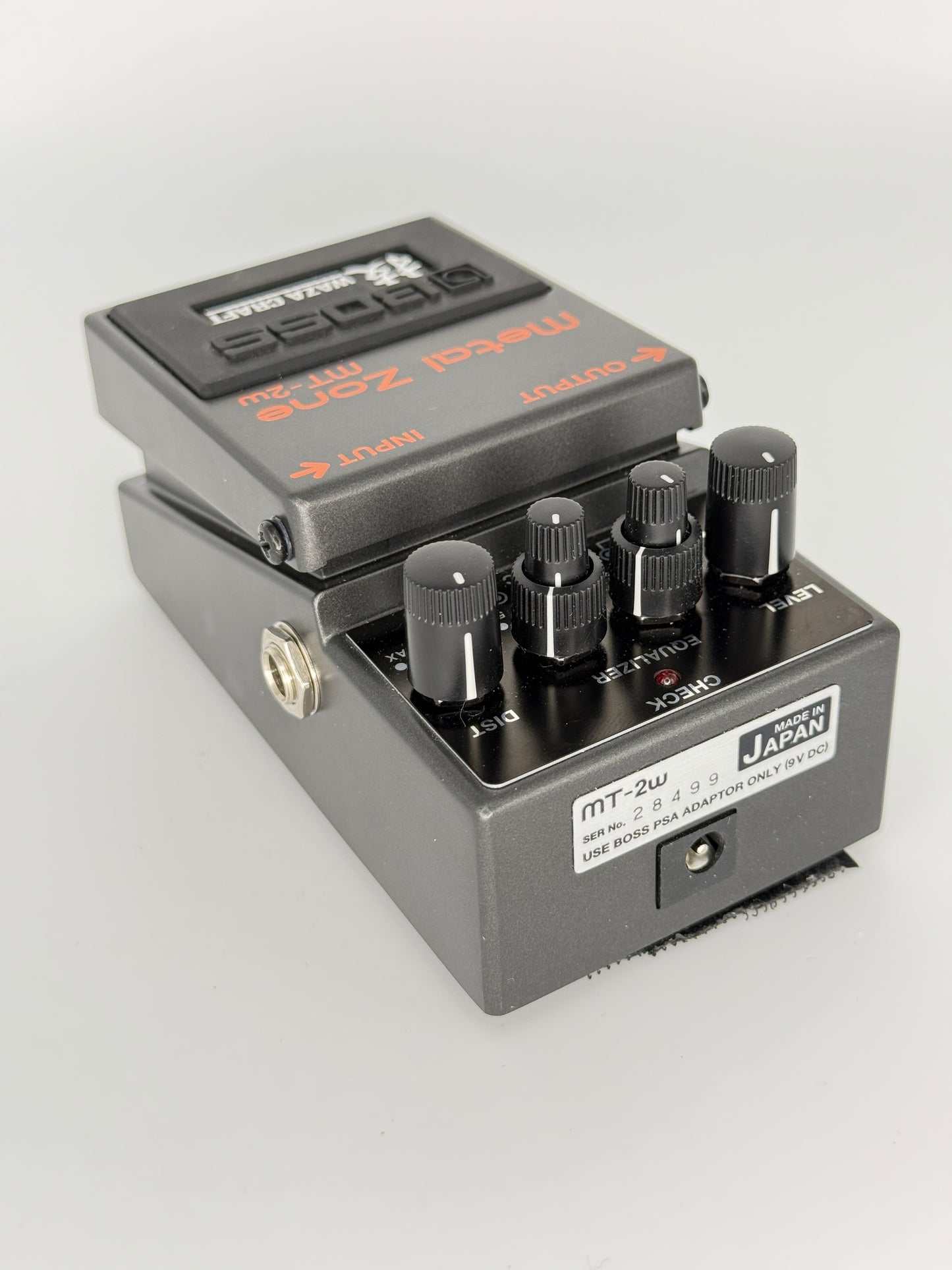 Boss MT-2W Waza Craft Metal Zone - Guitar / Effects Pedal