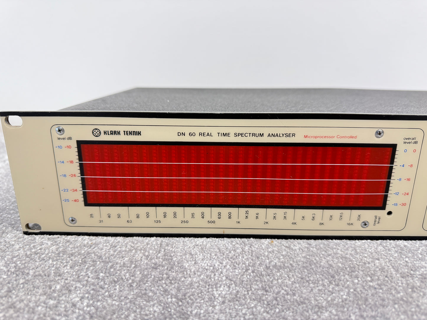 Klark-Teknik DN60 Real Time Spectrum Analyser