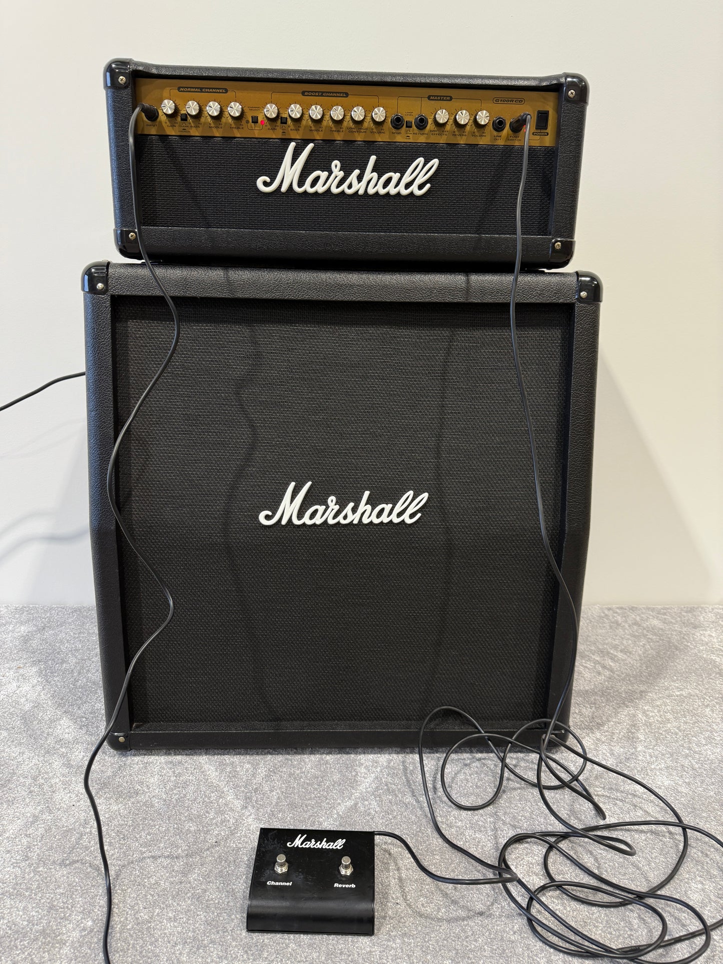 Marshall MG100R CD Head with 4x12 Marshall MG412 Lead Cab