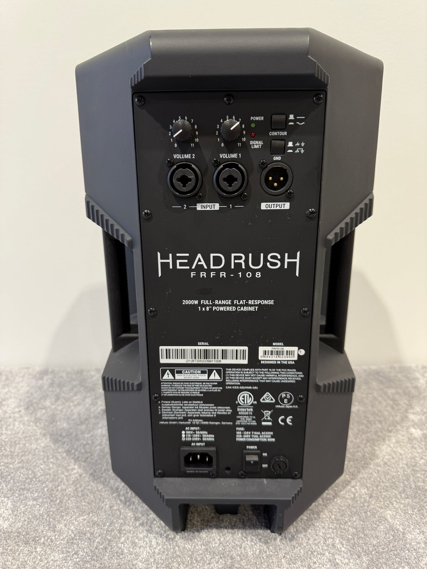 HeadRush FRFR-108 - 8 Inch Guitar Speaker / Amplifier - 2000w