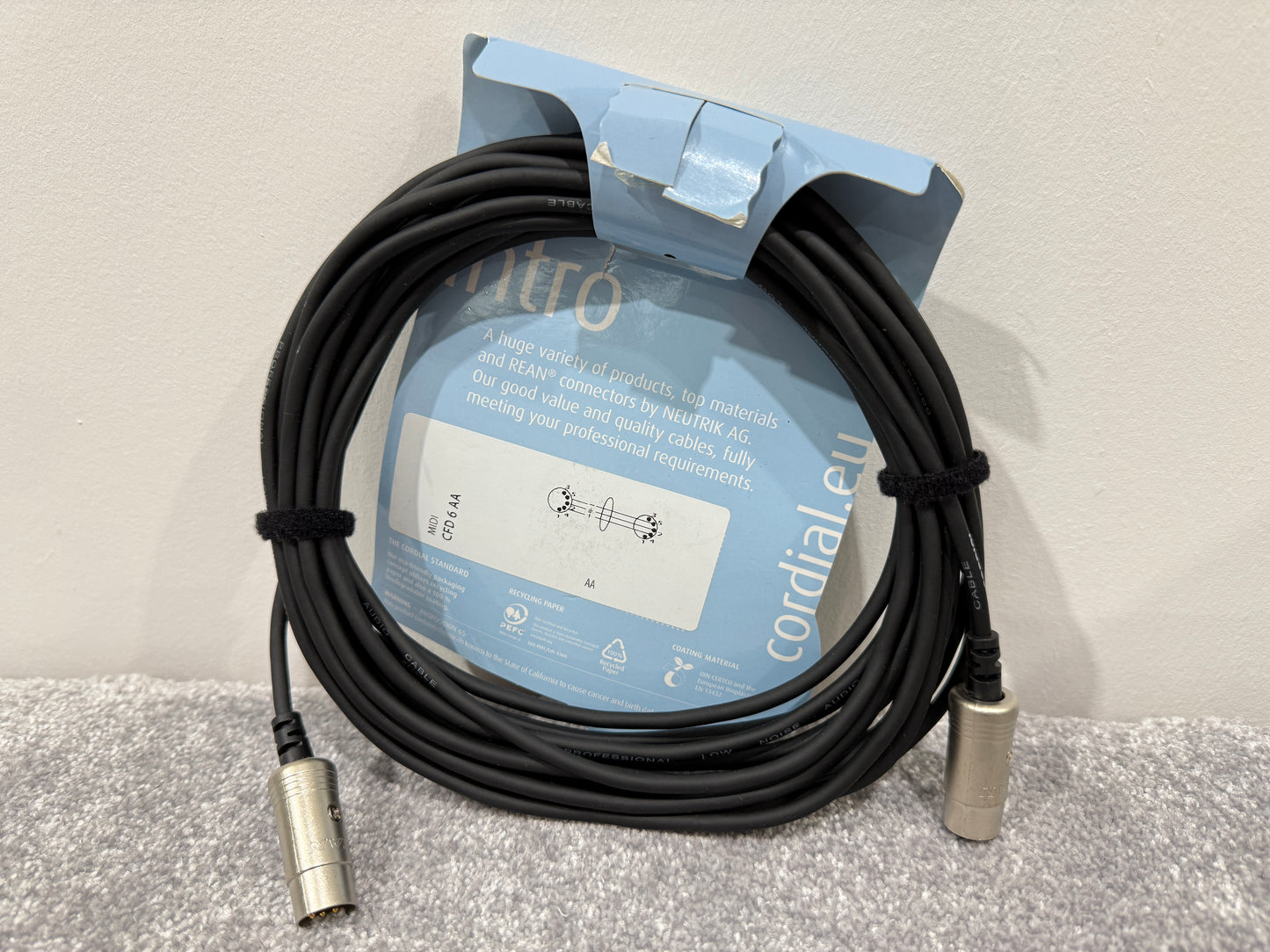 Cordial MIDI 6m (20ft) Cable - CFD 6 AA - Stage / Studio Cable