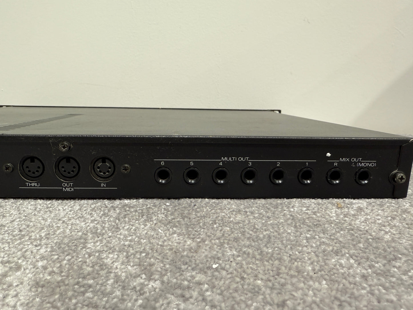 Roland U-110 PCM Sound Module / Midi PCM - Rack Mountable