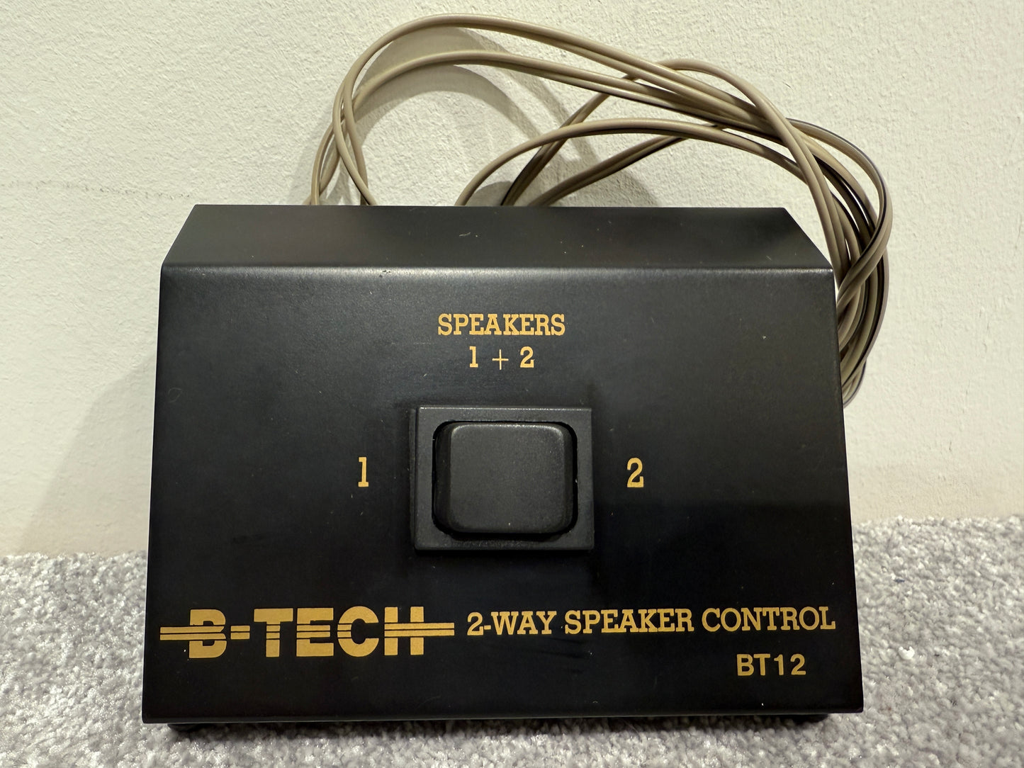 B-Tech Vintage 2-Way Speaker Control - BT12 - Hi-Fi