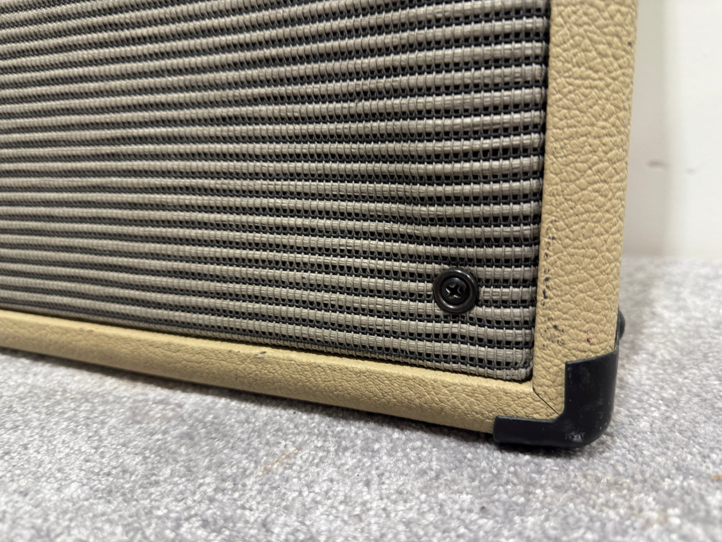 Roland BC-30 Blues Cube Guitar Amplifier