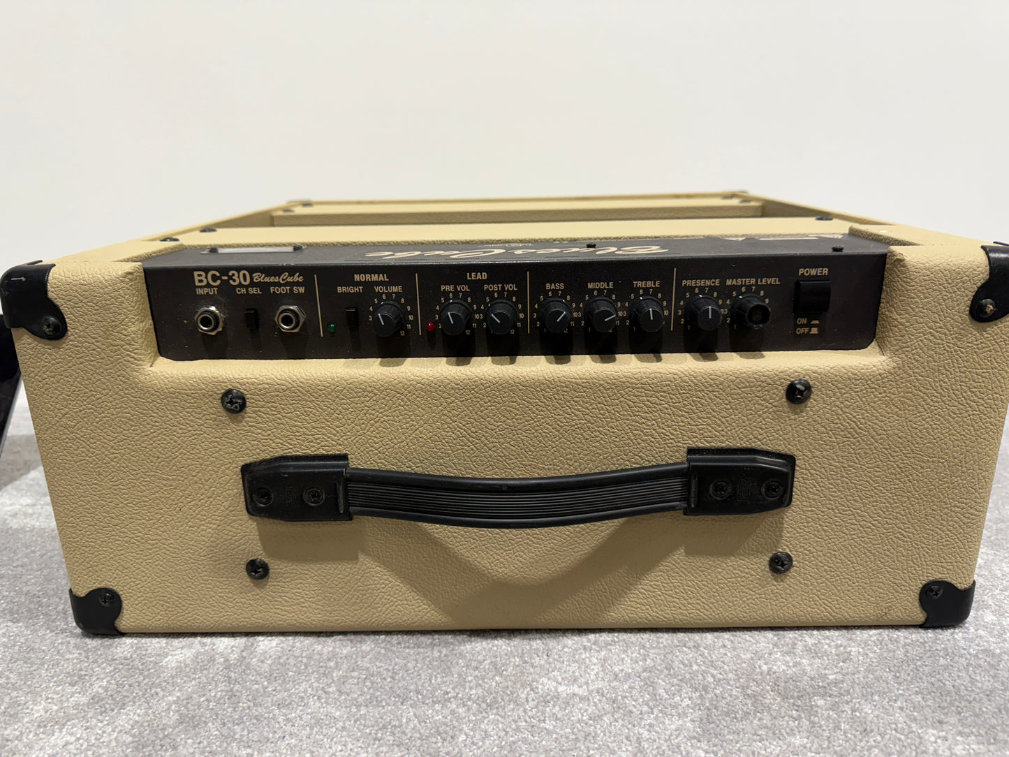 Roland BC-30 Blues Cube Guitar Amplifier